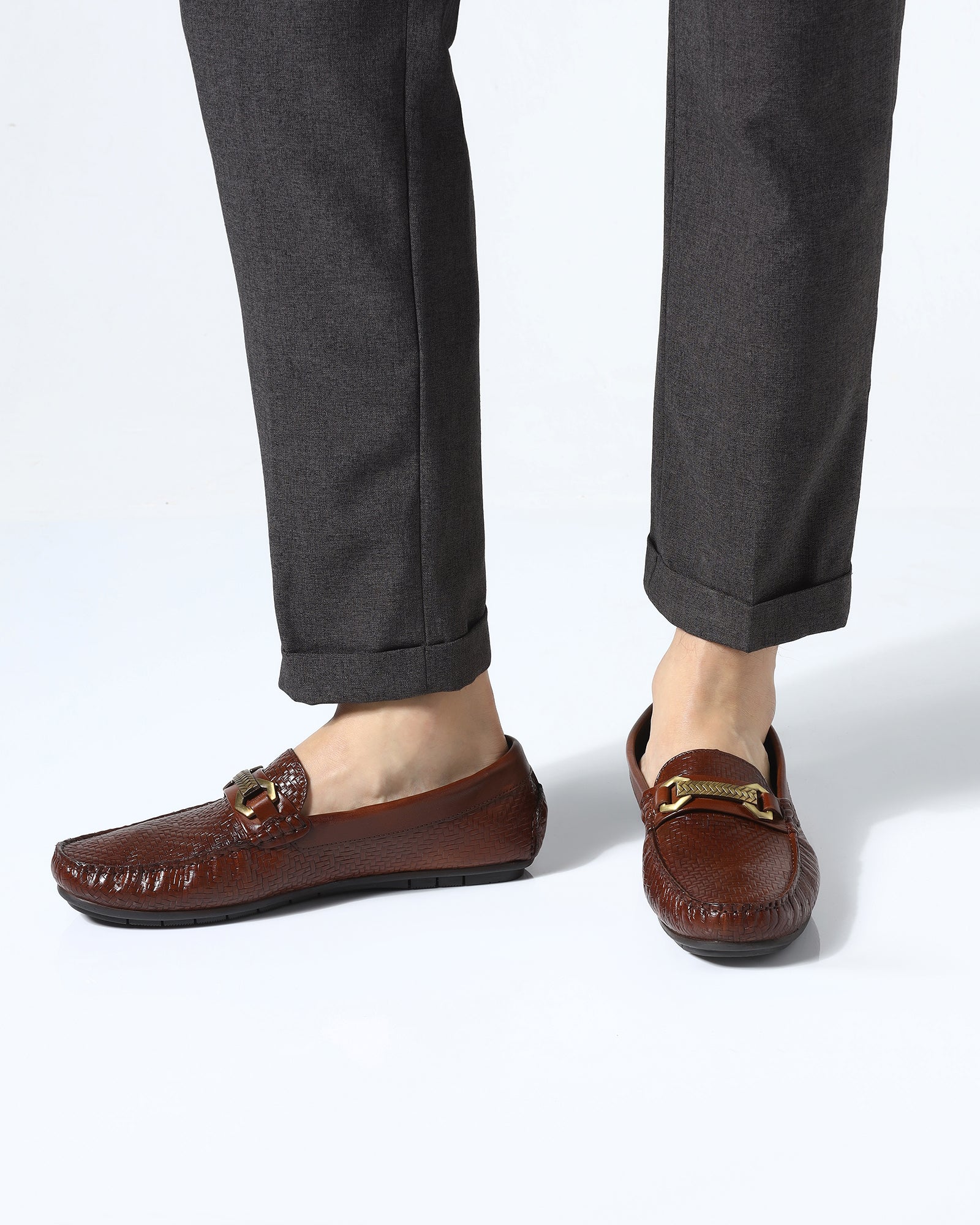 Tan Solid Loafers Shoes - Willyy