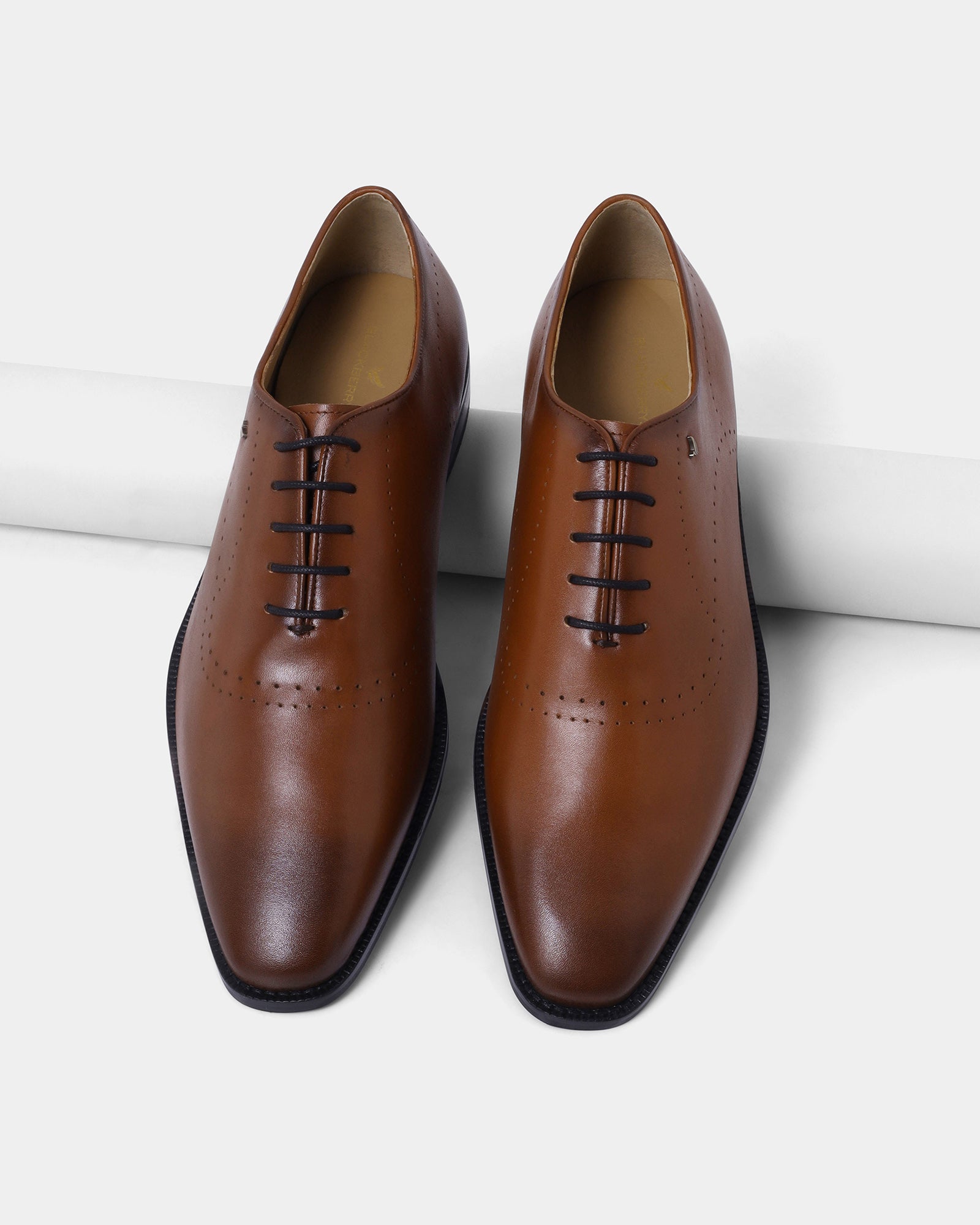 Tan Solid Oxford Shoes - Asteroid