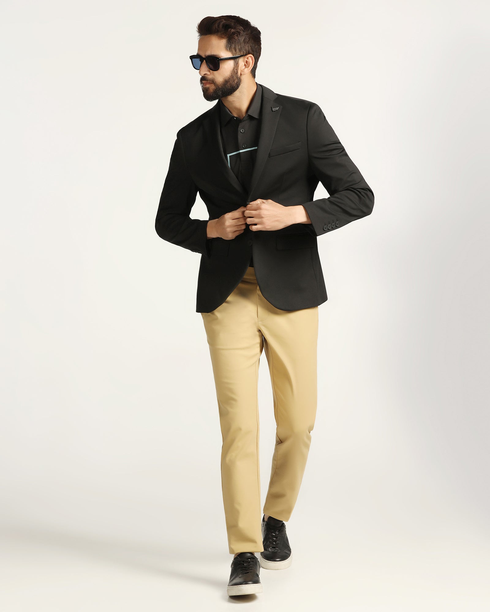 TechPro Formal Black Solid Blazer - Explore