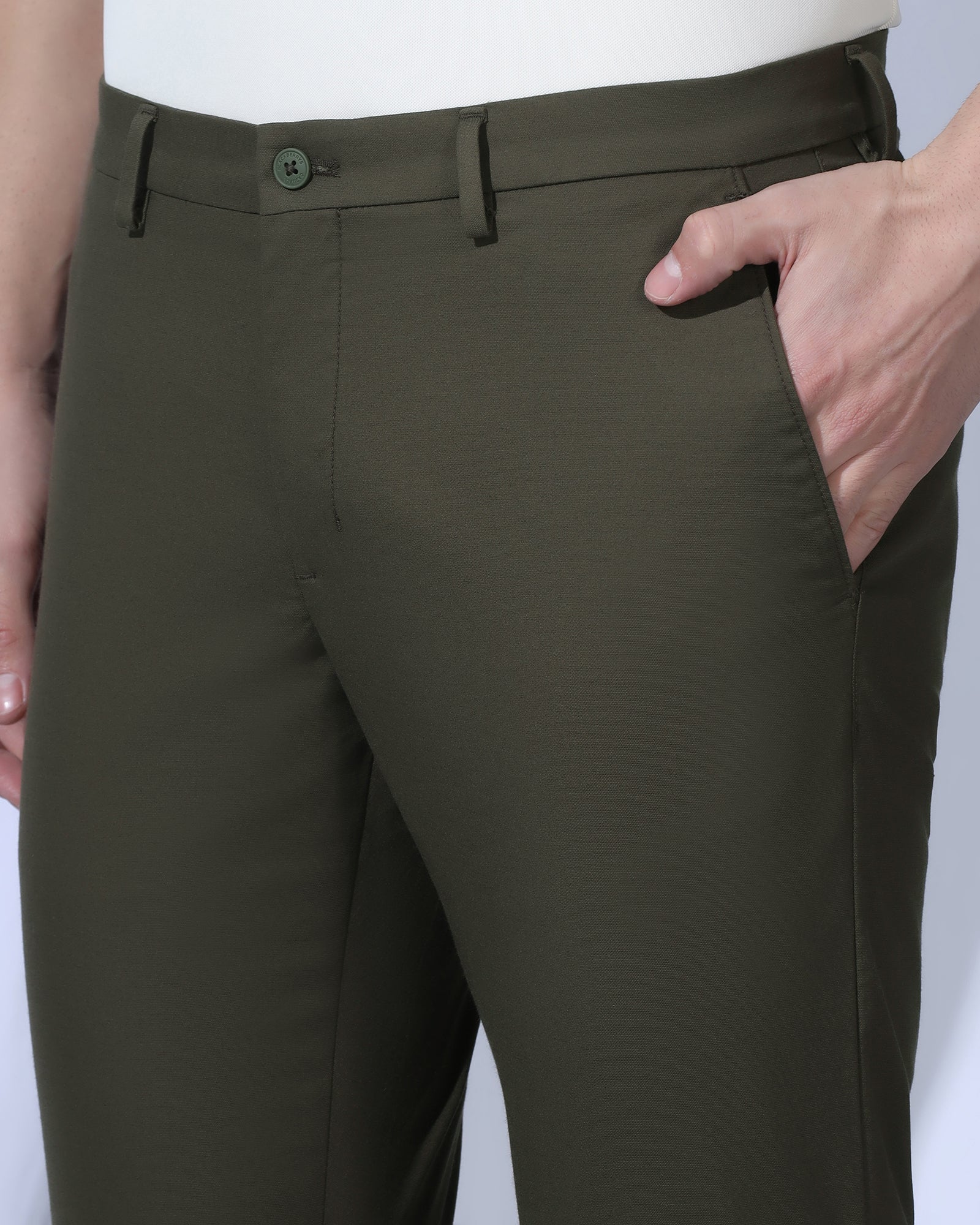 TechPro Slim Comfort B-95 Casual Dark Olive Solid Khakis - Androit