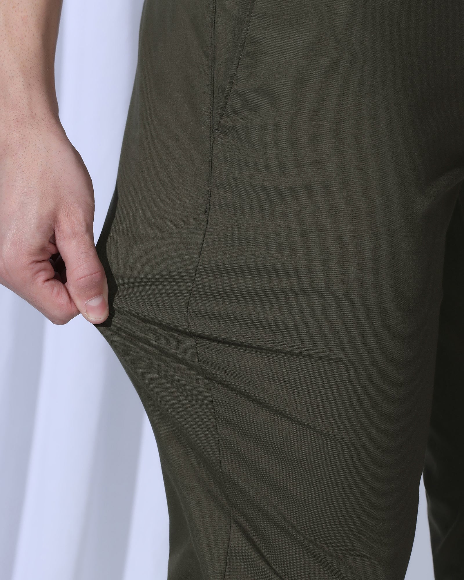 TechPro Slim Comfort B-95 Casual Dark Olive Solid Khakis - Androit