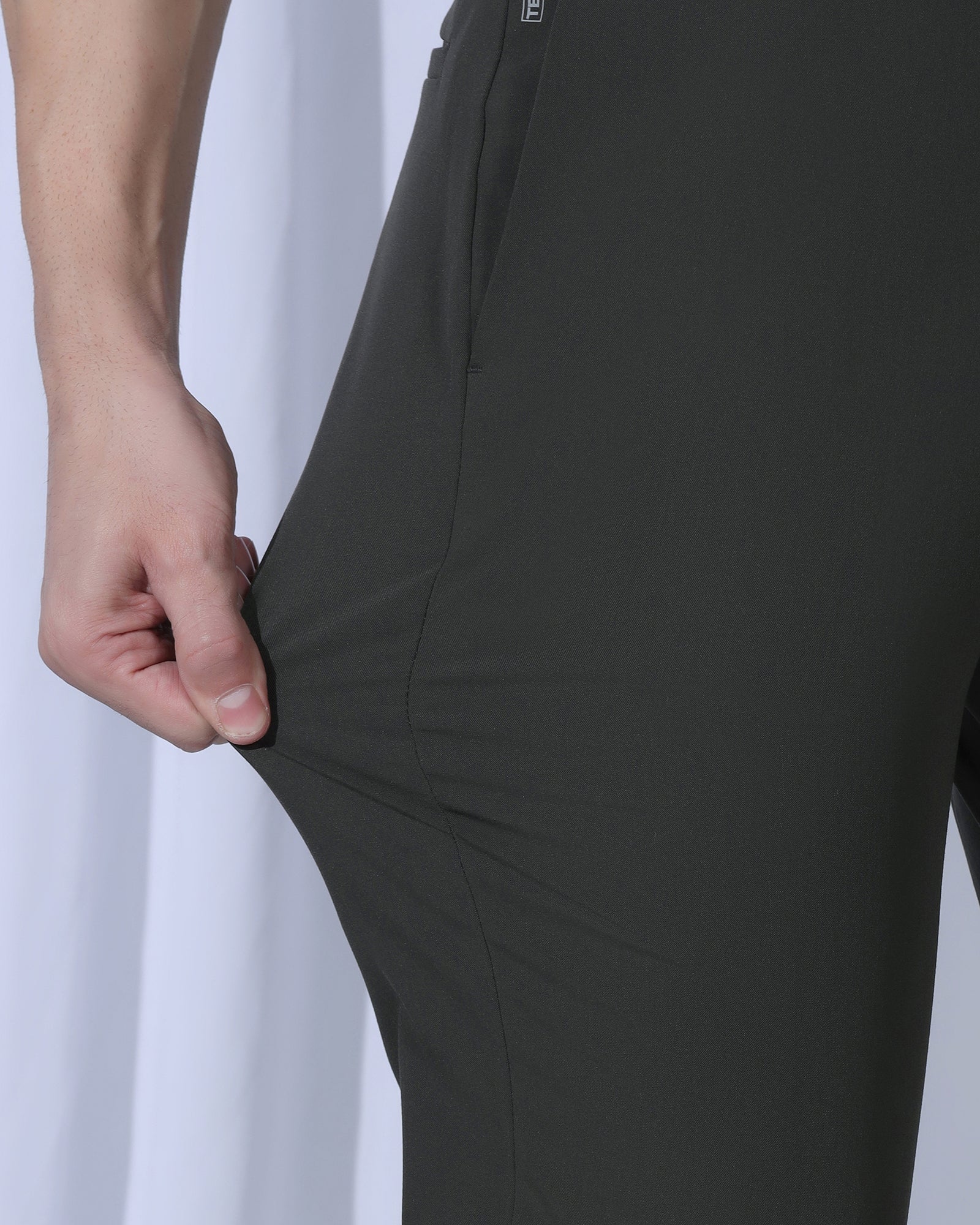 TechPro Slim Comfort B-95 Formal Olive Solid Trouser - Creed