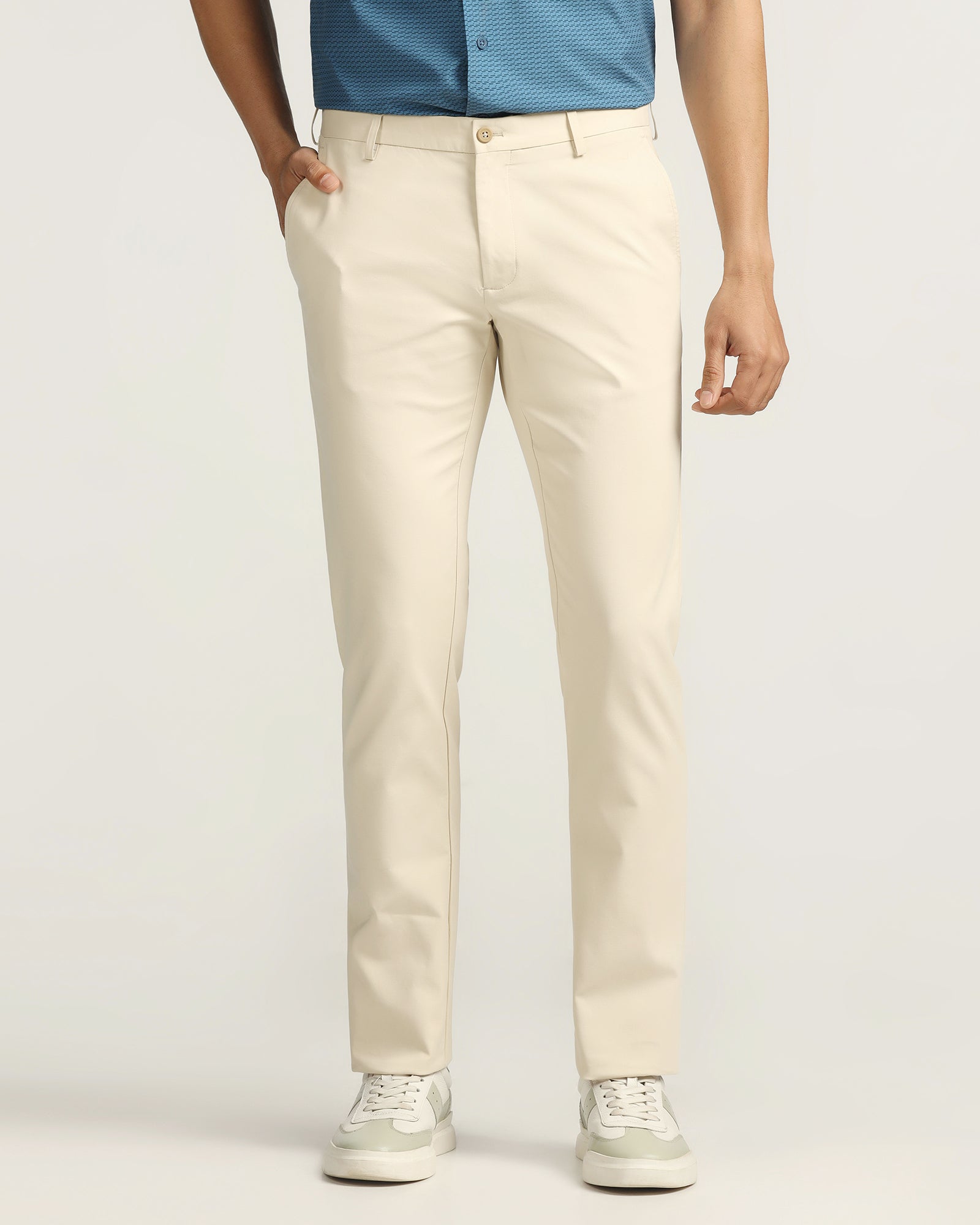 TechPro Slim Fit B-91 Casual Beige Solid Khakis - Sandy
