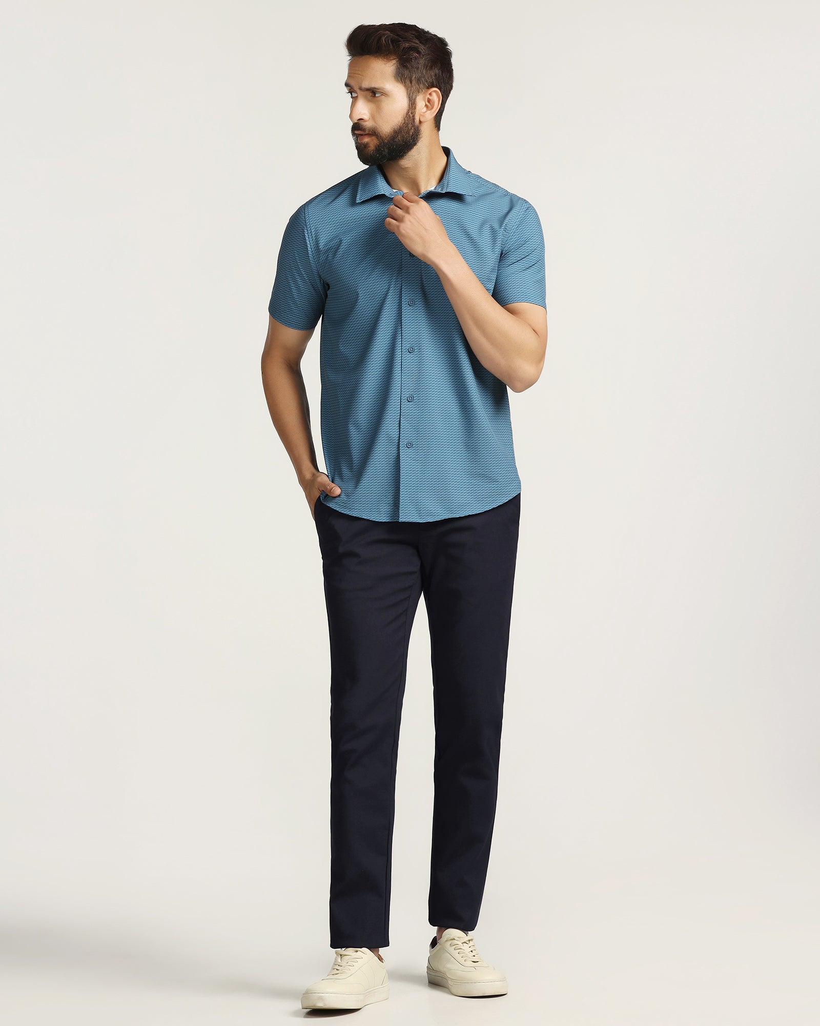 TechPro Slim Fit B-91 Casual Navy Solid Khakis - Sandy