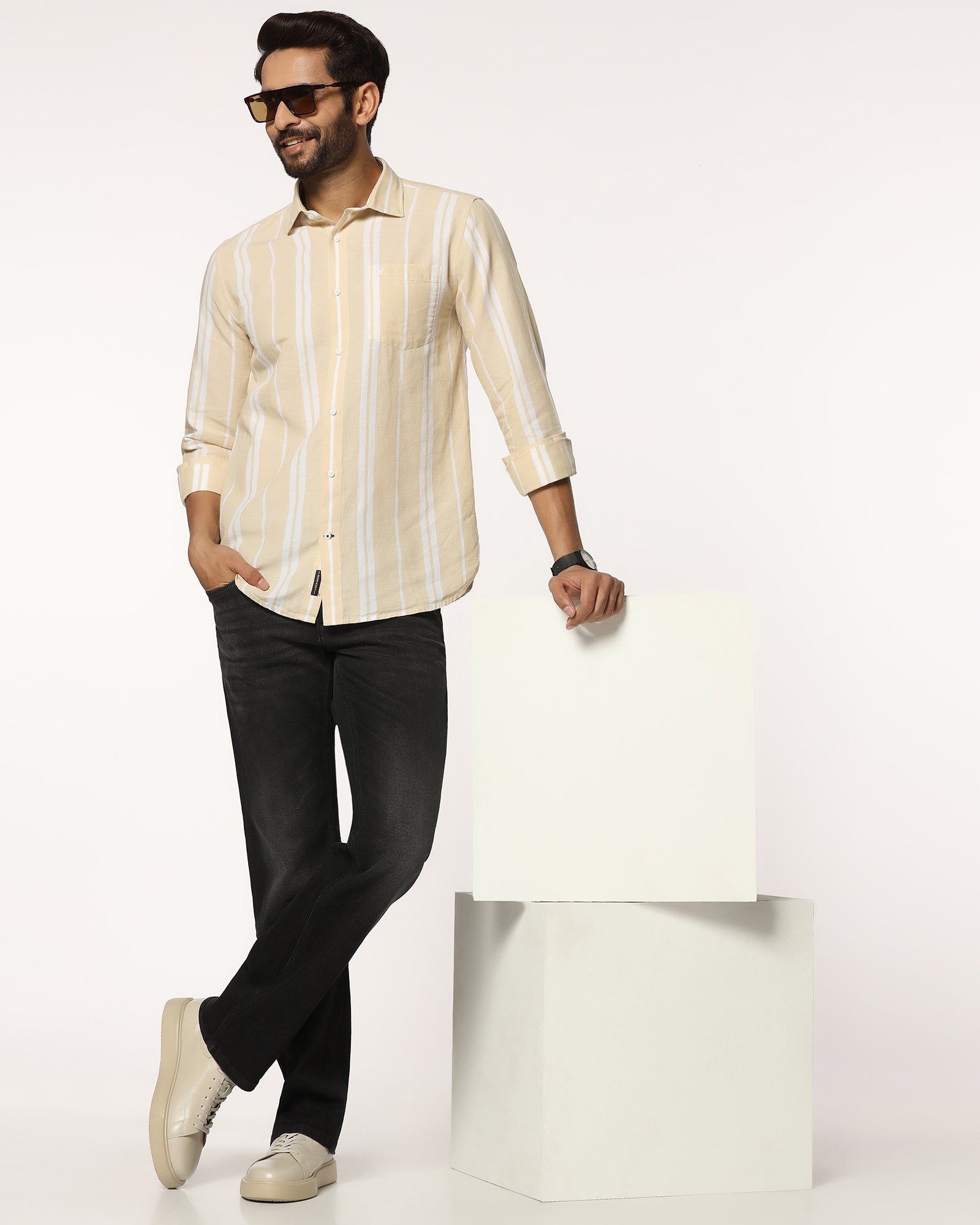 Ultrasoft Straight Comfort Duke Fit Black Jeans - Umi