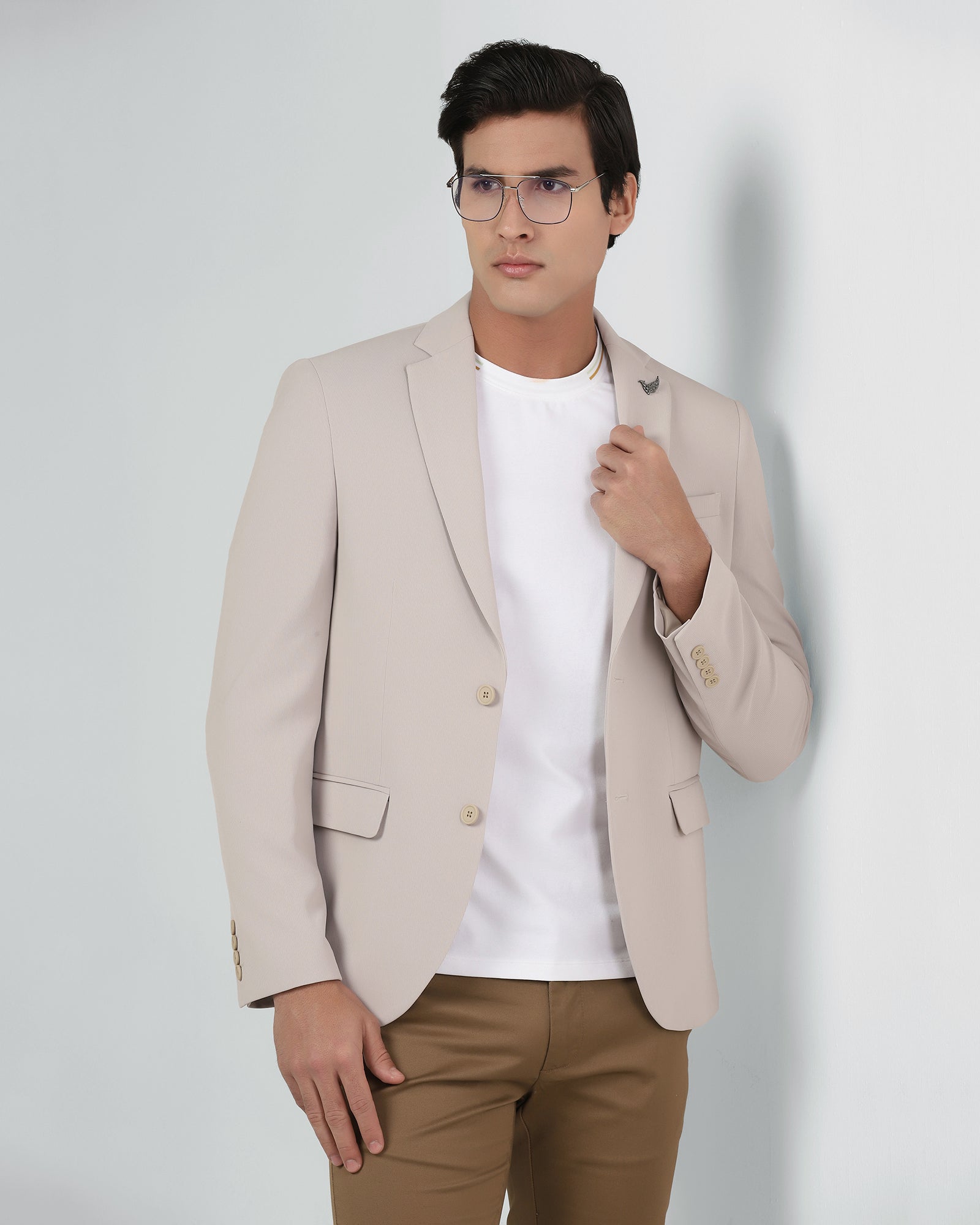 White Crew Neck Solid T-Shirt - Bellatrix