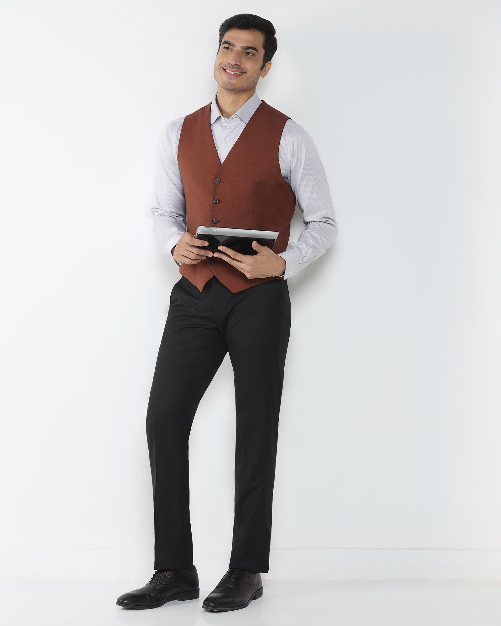 Wine V-Neck Solid Waistcoat - Oslo