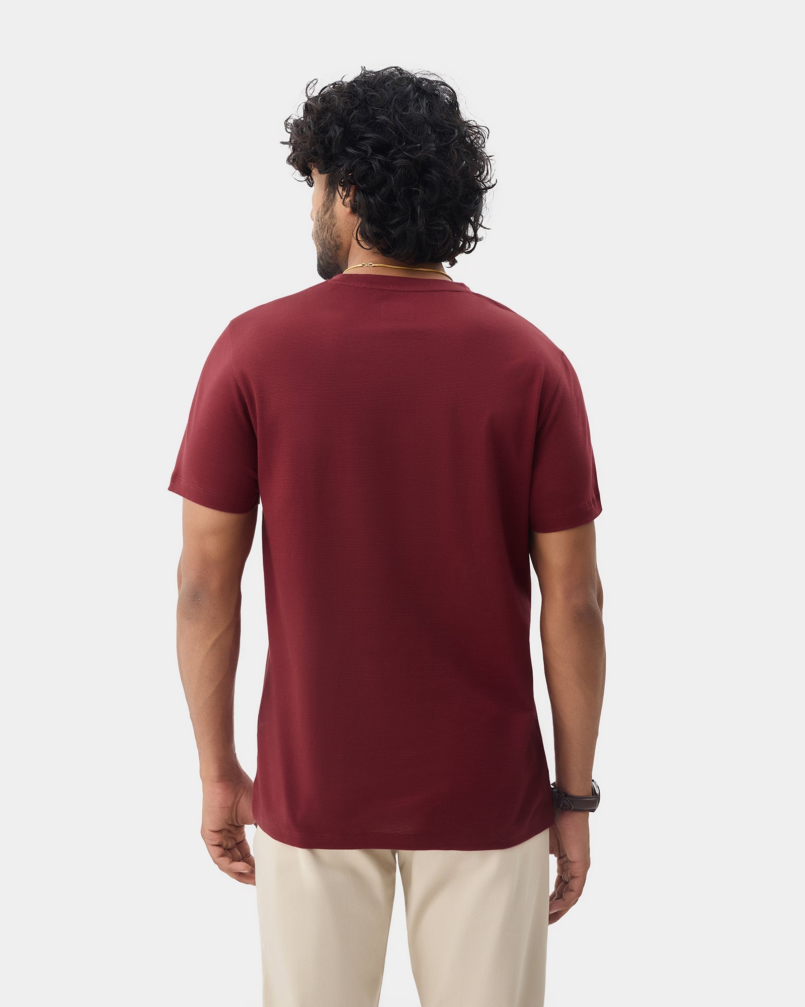 Winery Red Crew Neck Textured T-Shirt - Yamazaki