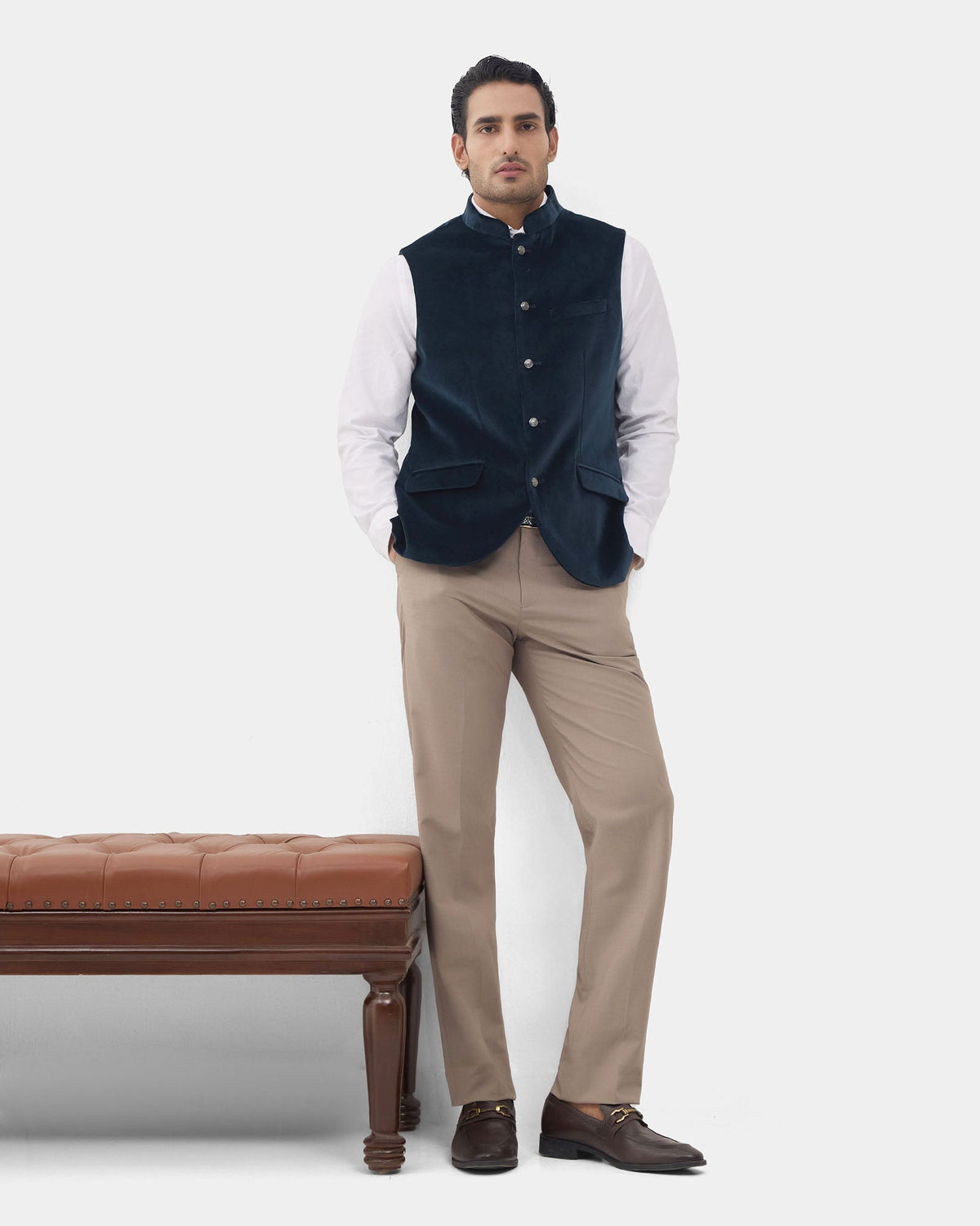 Beetle Solid Waistcoat - Neveger