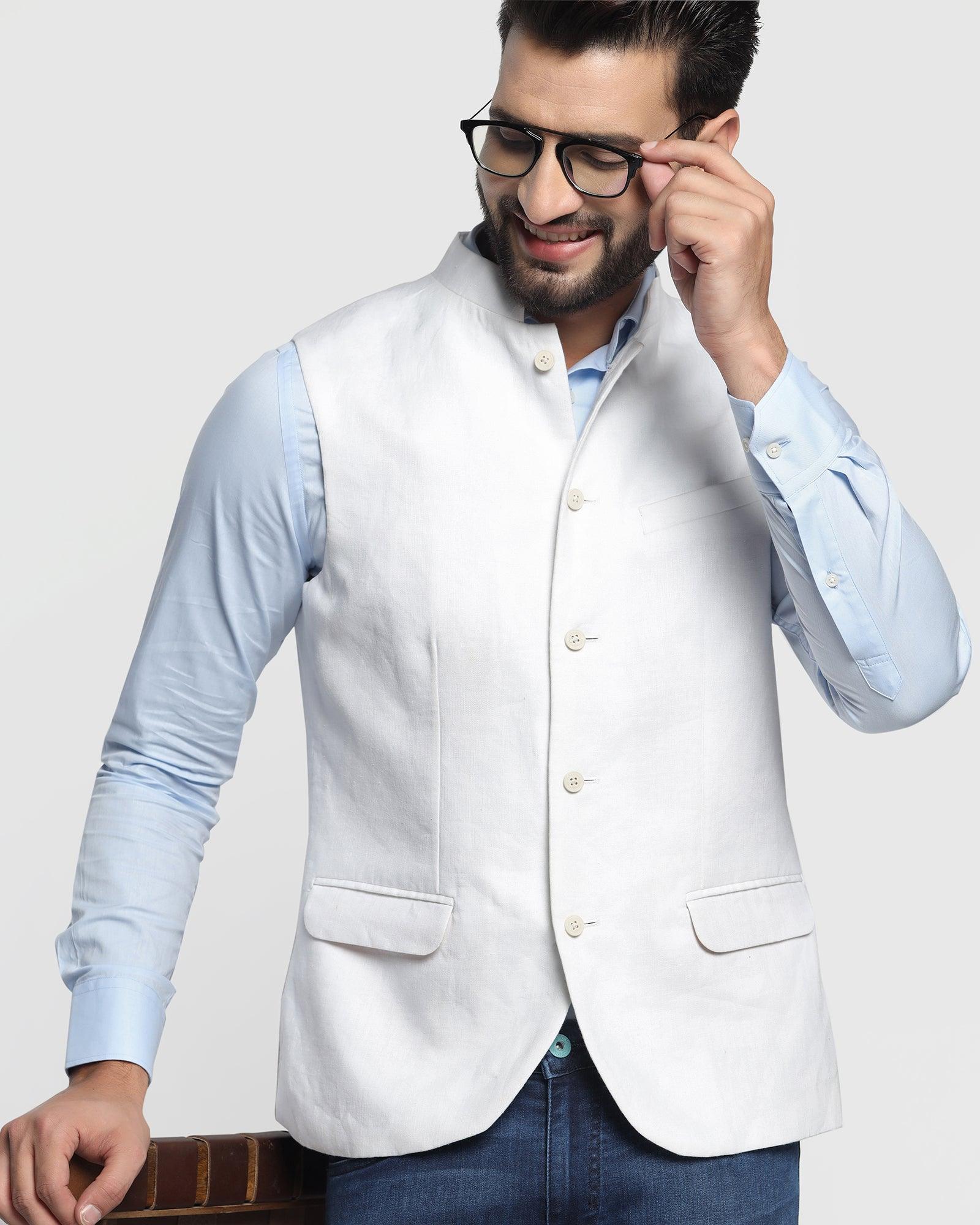 Solid Casual Bandhgala Waistcoat In White (Crew) - Blackberrys