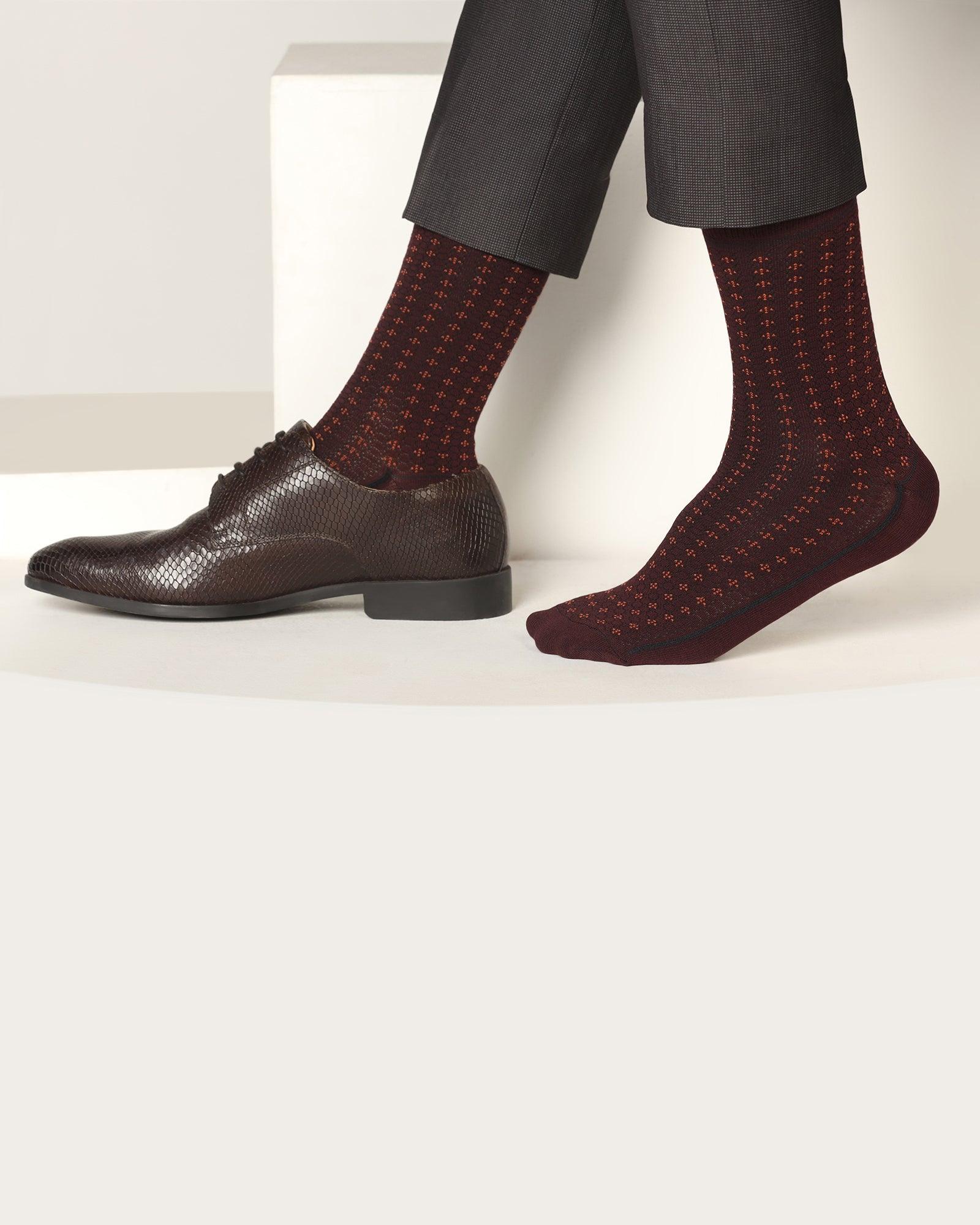 Cotton Maroon Textured Socks - Skull - Blackberrys