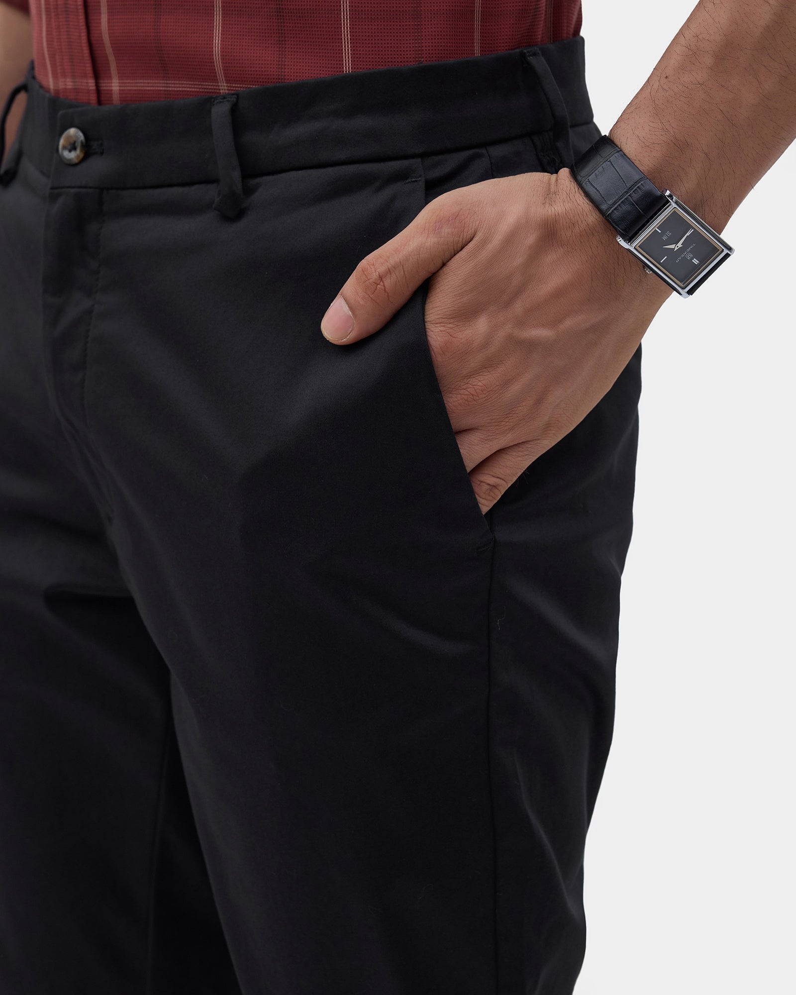 Black Unwrinkle Solid Khakis - Bromo