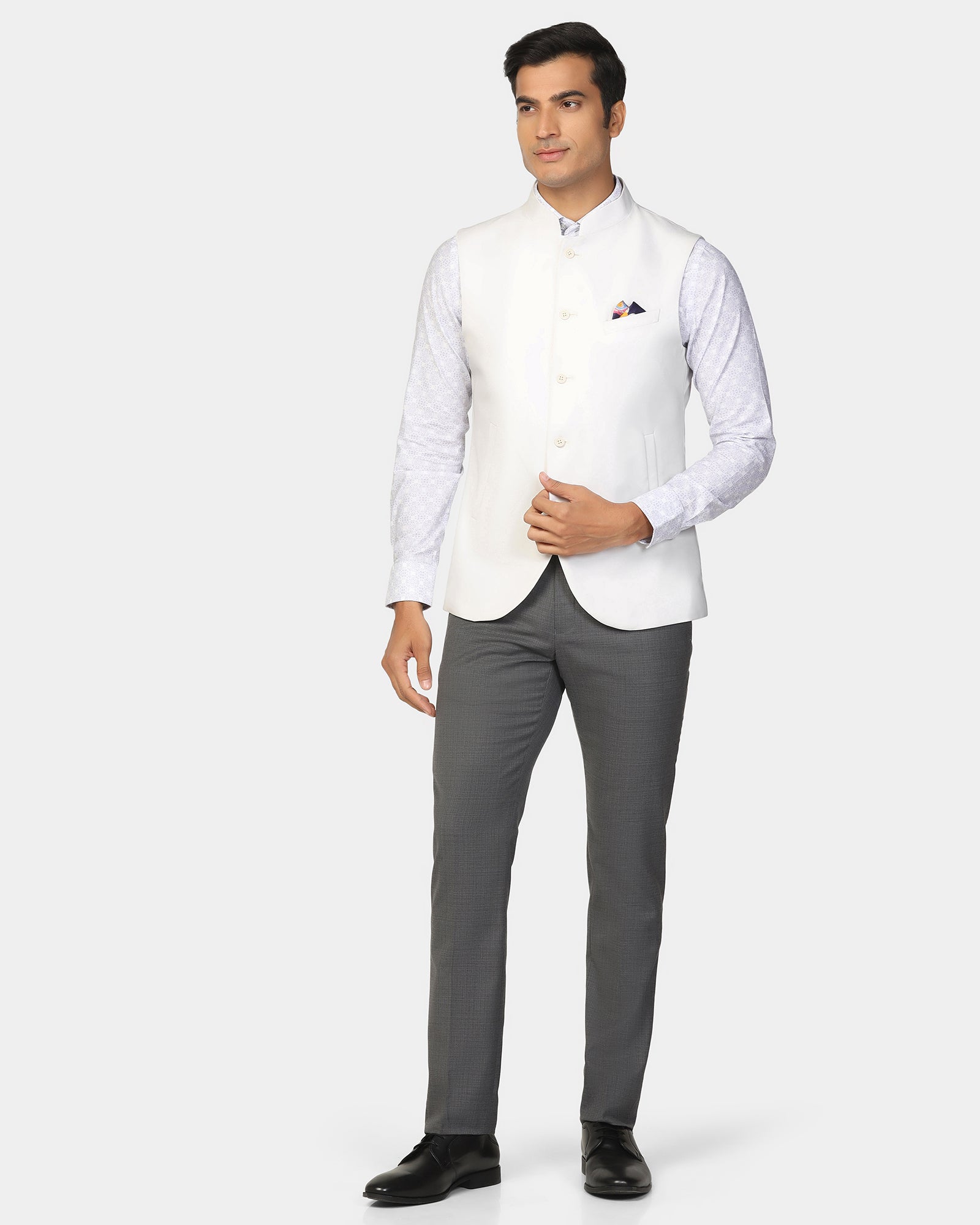 TechPro Bandhgala Formal White Solid Waistcoat - Travalo