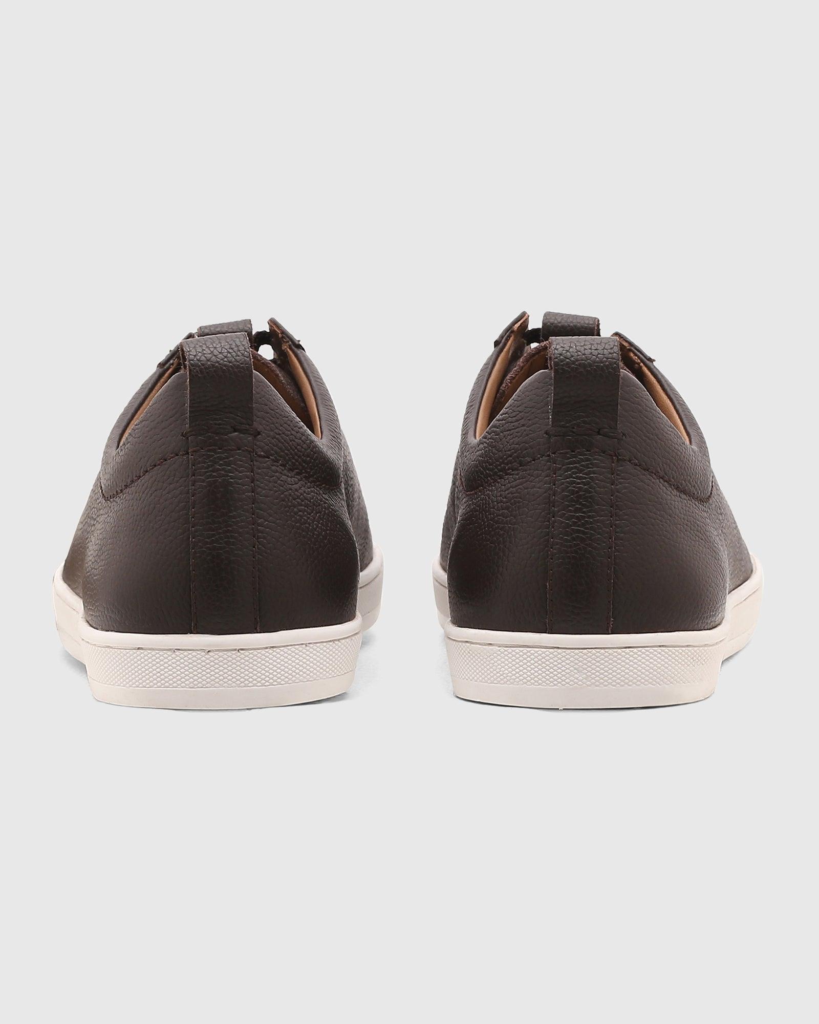 Textured Leather Sneakers In Chocolate Brown (Quel) - Blackberrys