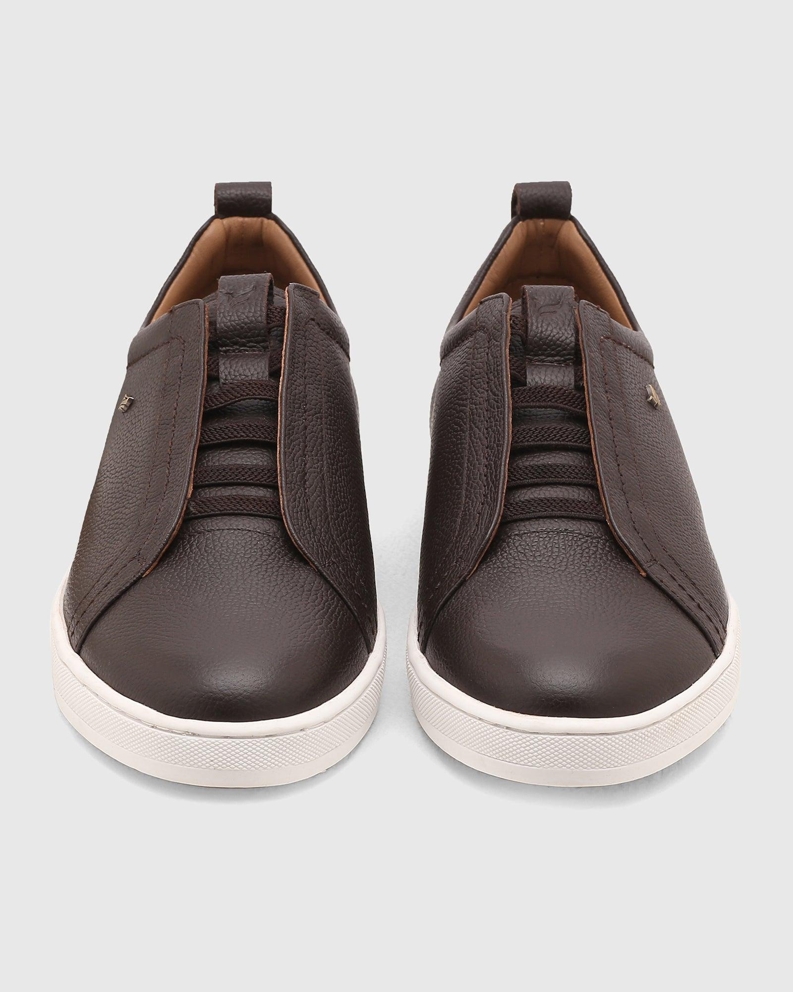 Textured Leather Sneakers In Chocolate Brown (Quel) - Blackberrys