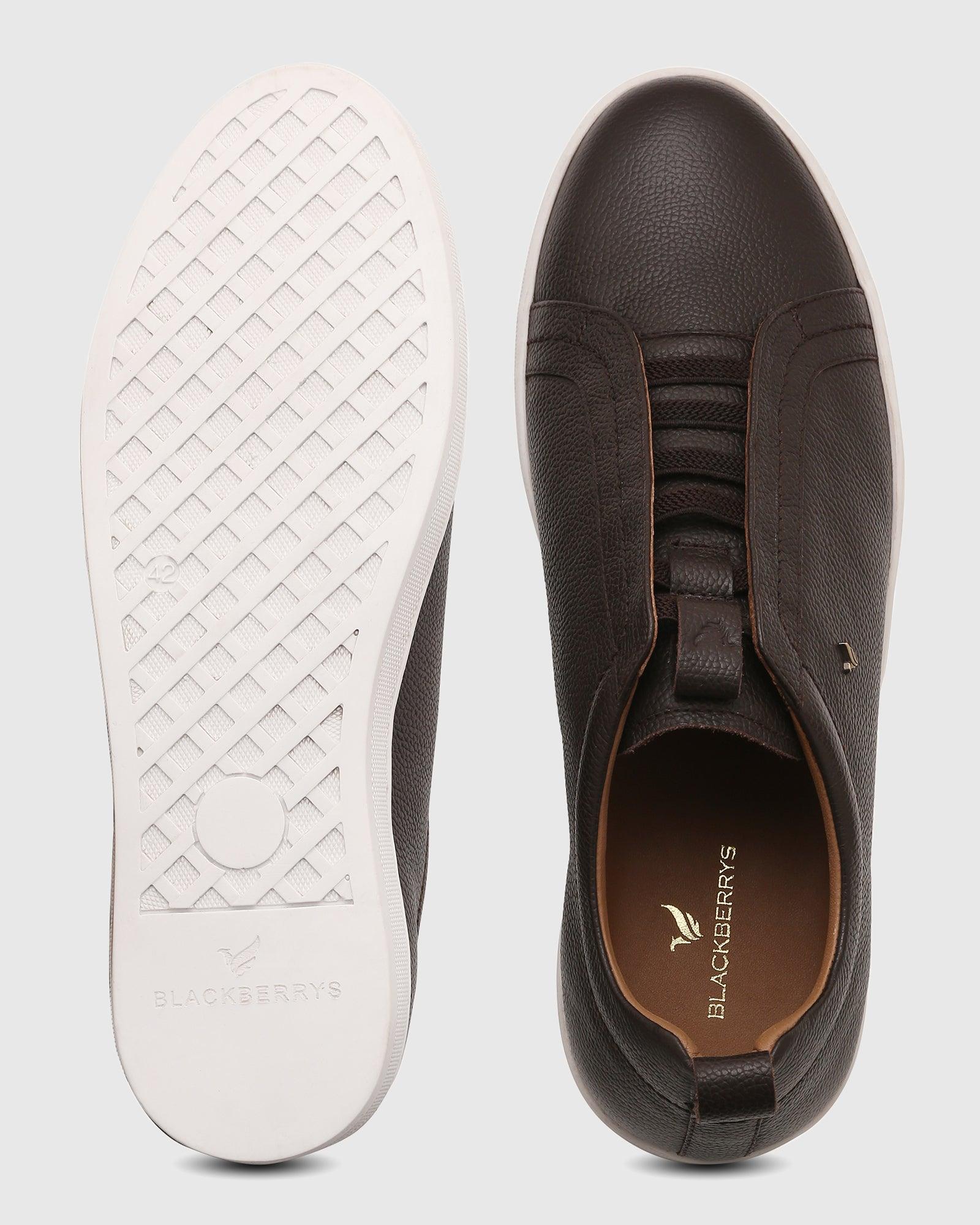 Textured Leather Sneakers In Chocolate Brown (Quel) - Blackberrys