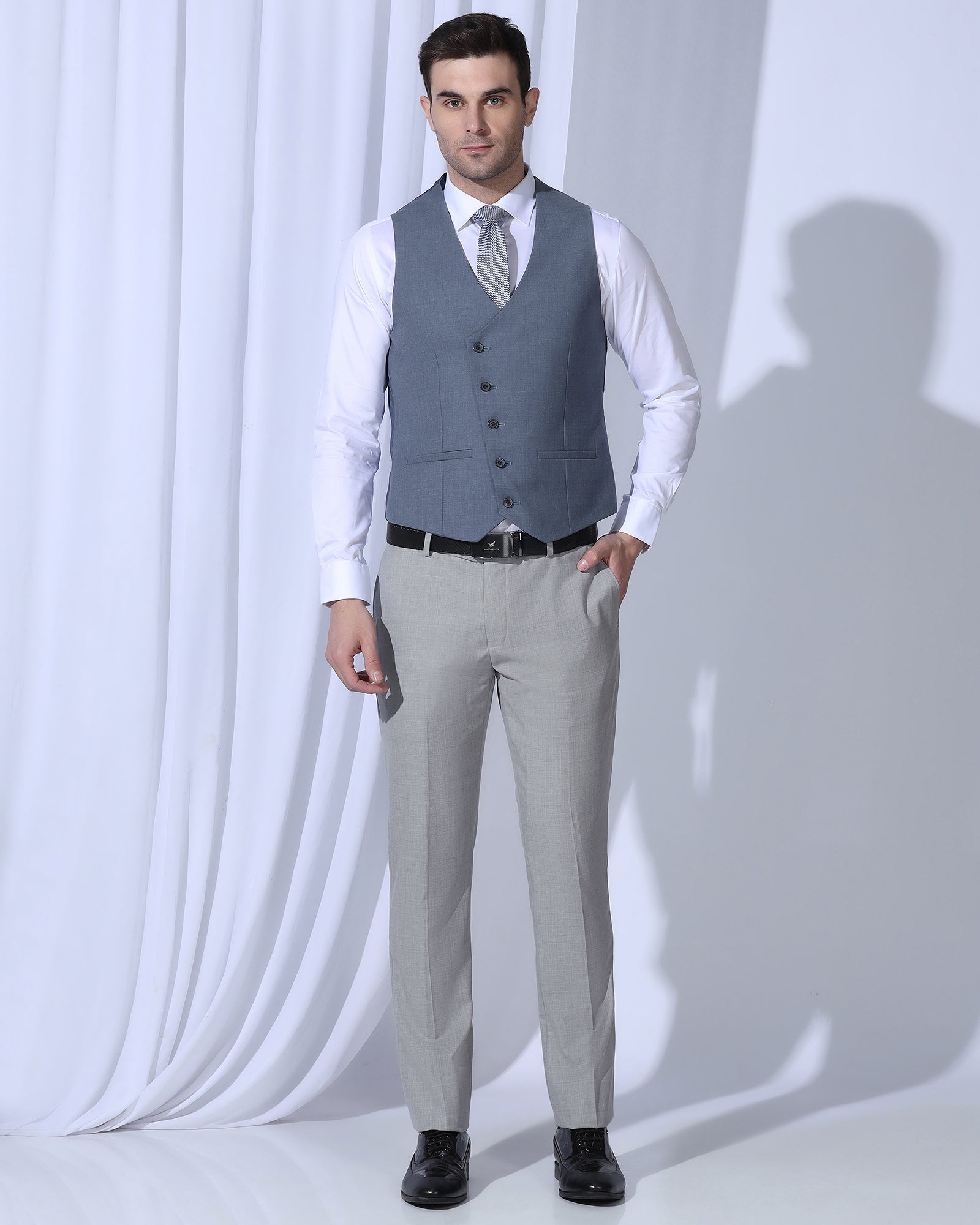 Three Piece Grey Solid Formal Suit - Oden