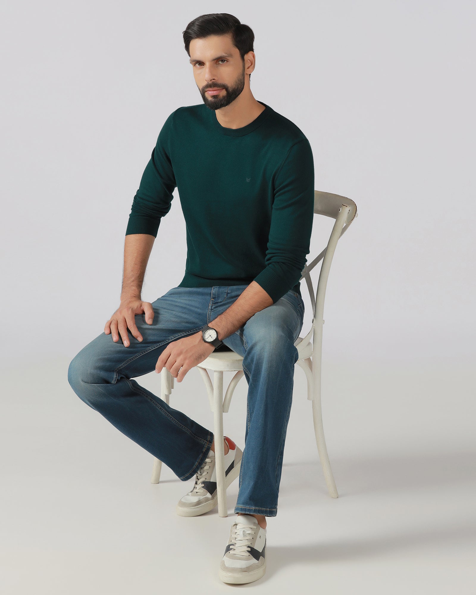 Beetle Crew Neck Solid Sweater - Mario