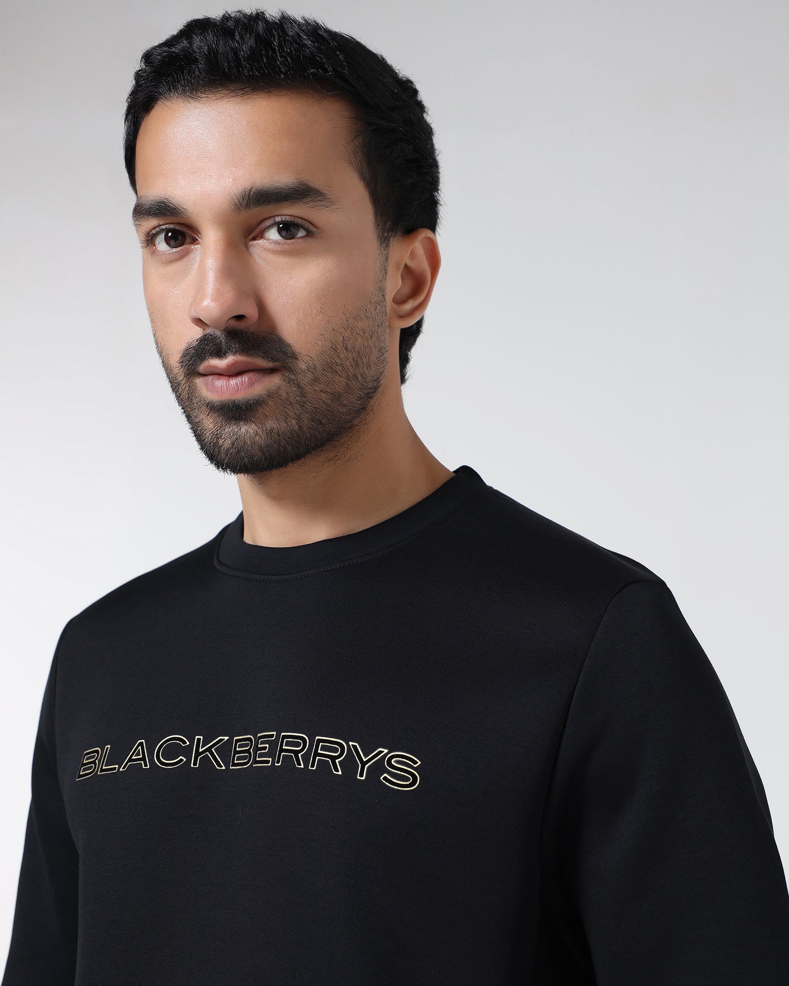 Black Crew Neck Solid Sweatshirt - Rio