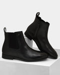 Black Solid Boots - Wrayy