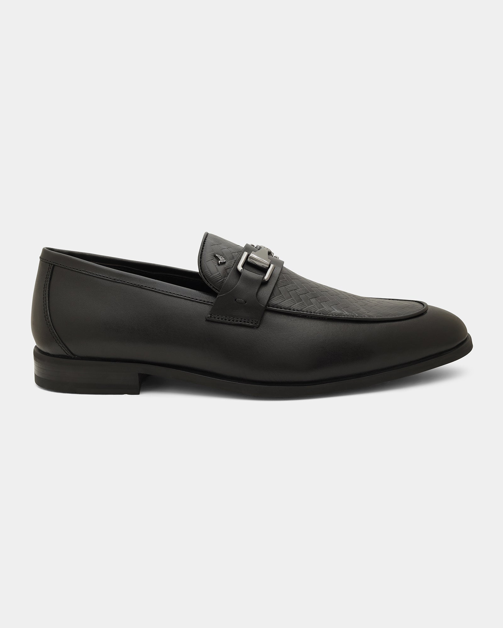 Black Solid Loafers Shoes - Winaa