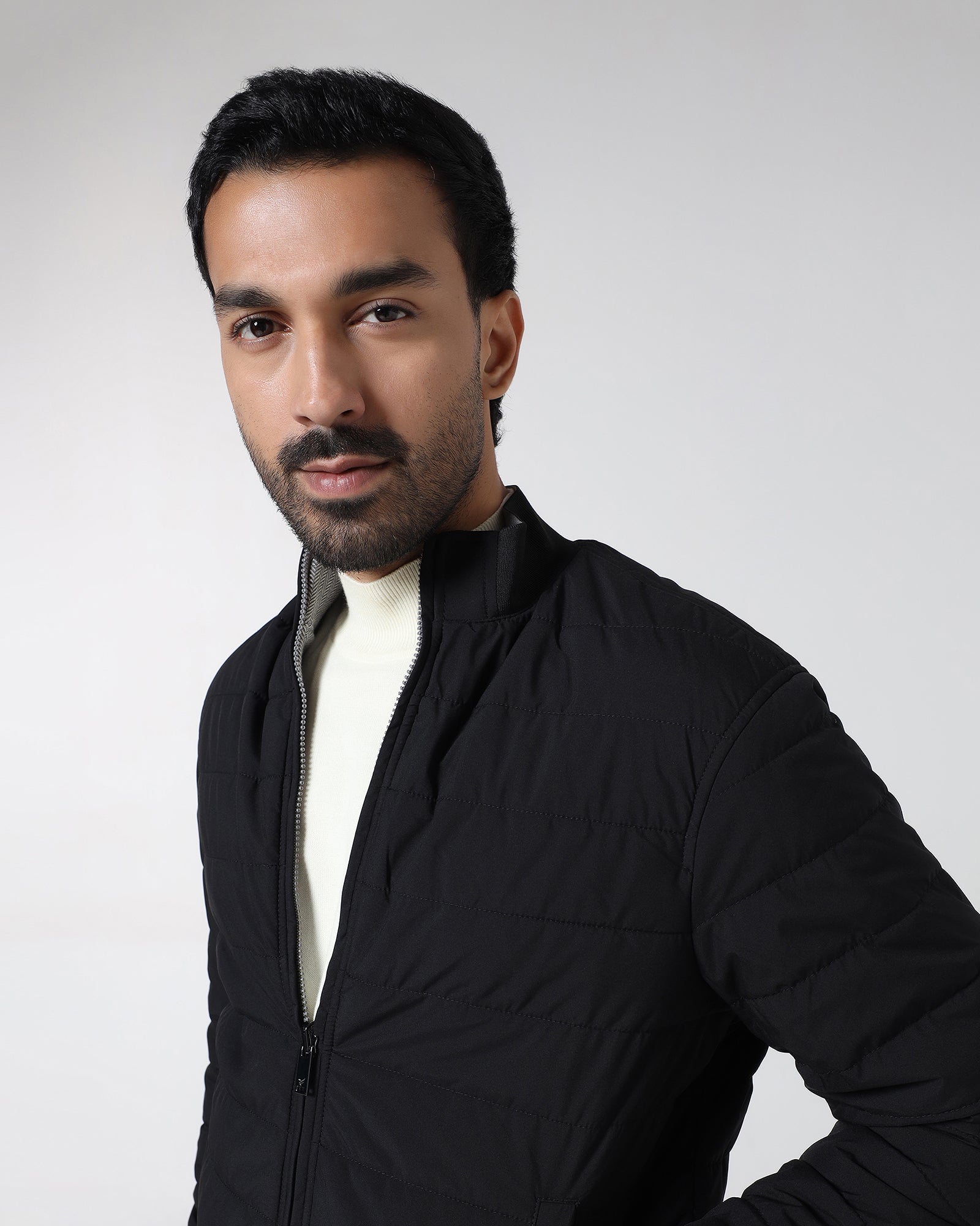 Black Reversible Solid Zipper Jacket - Fietro