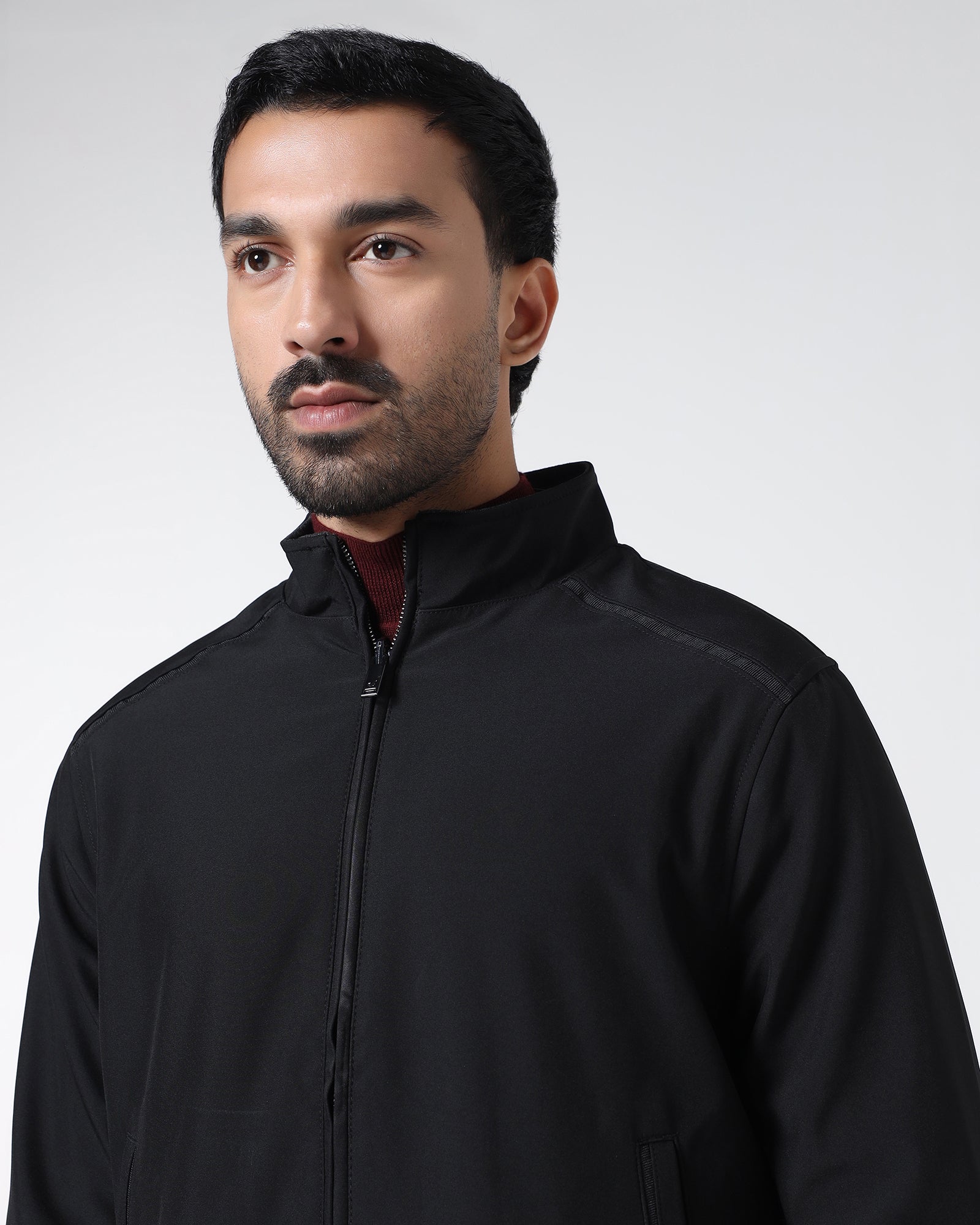 Black Solid Zipper Jacket - Yulin