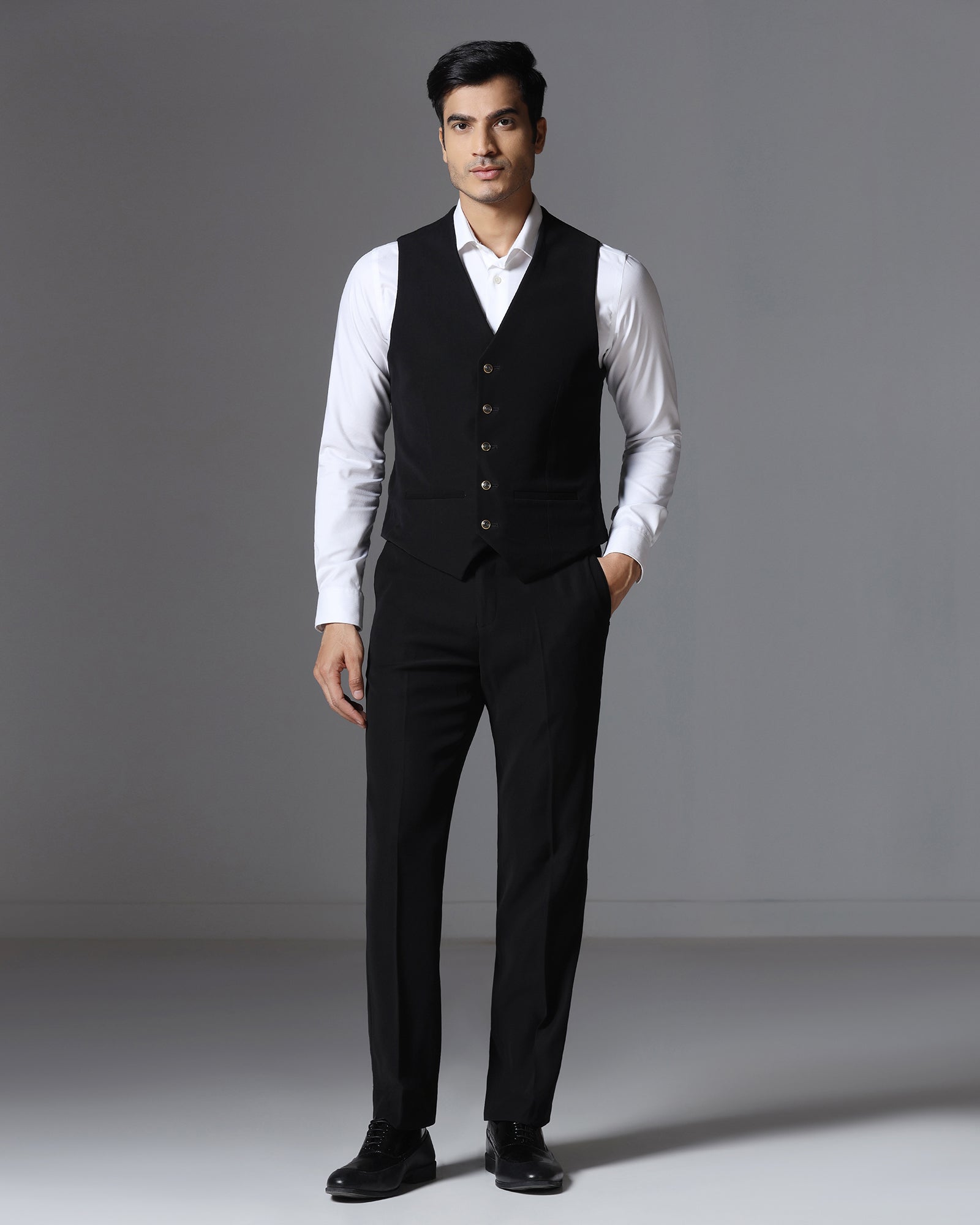 Black Three Piece Solid Suit - Erron