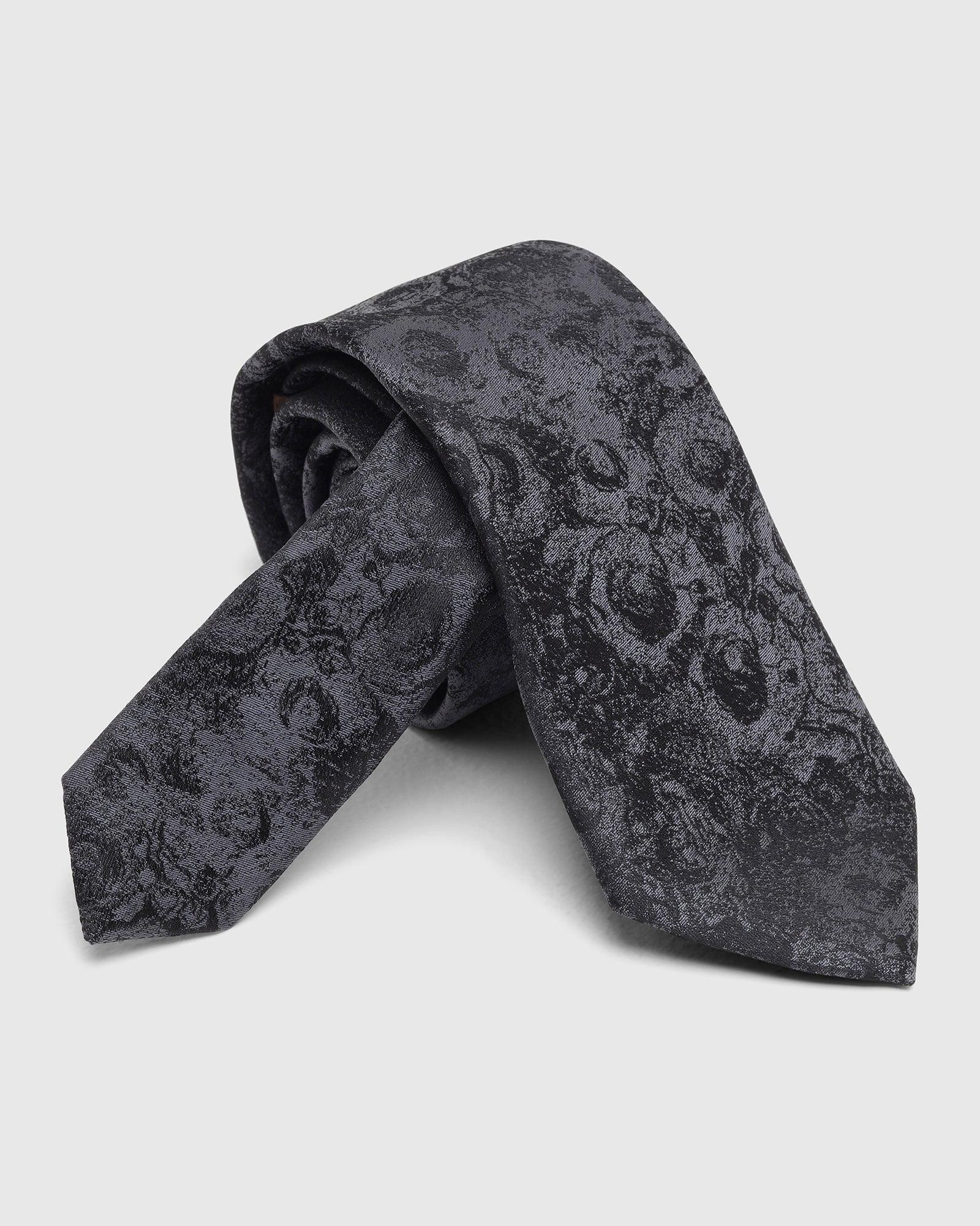 Boxed Combo Printed Tie With Pocket Square And Cufflink In Black - Takin