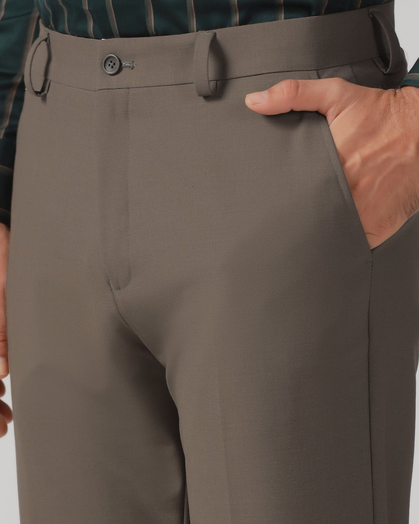 Brown Relaxed Fit Solid Trouser - Tanqueray