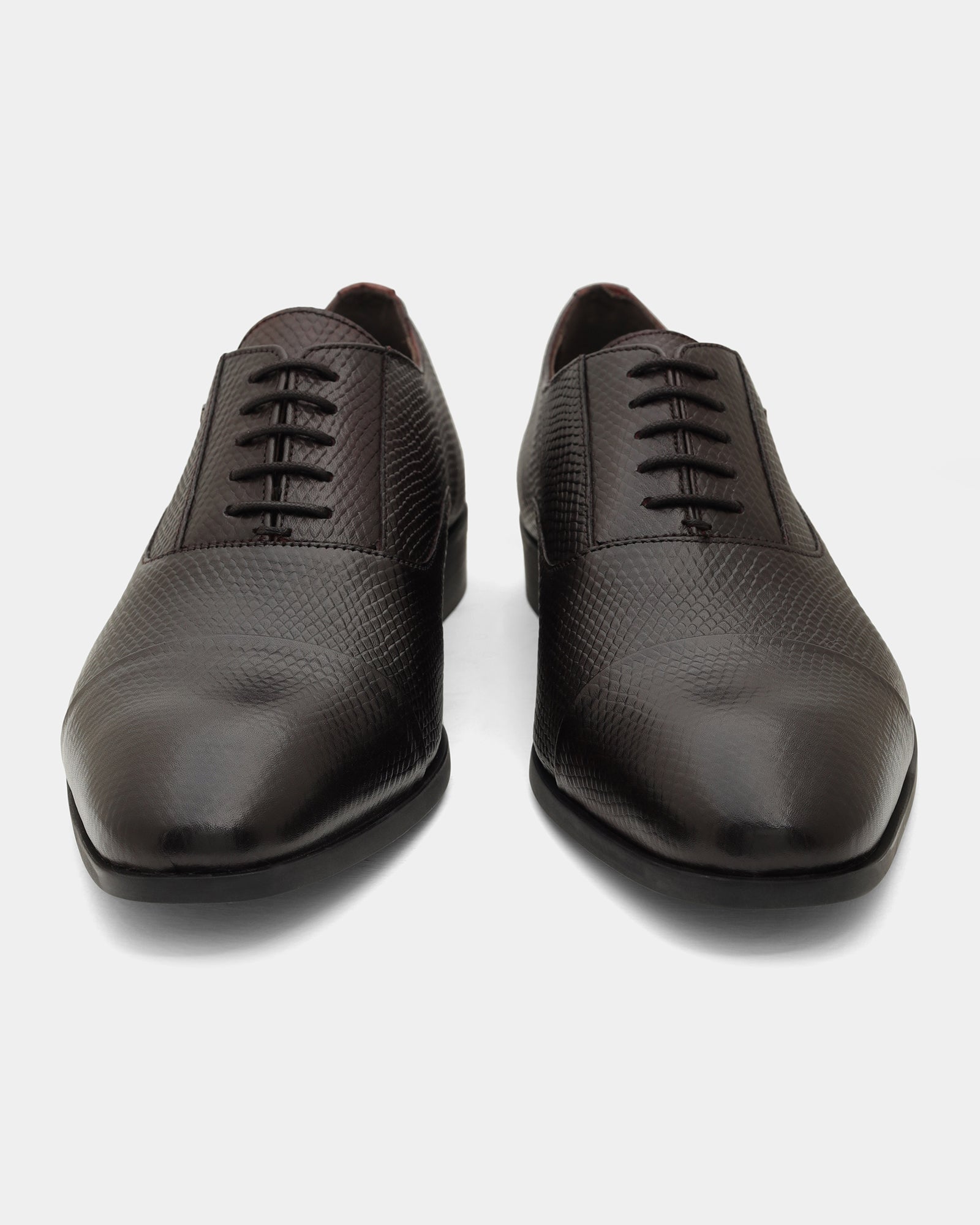 Burgundy Solid Oxford Shoes - Wibee