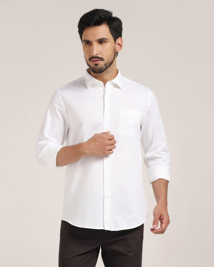 Casual White Solid Shirt - Creta