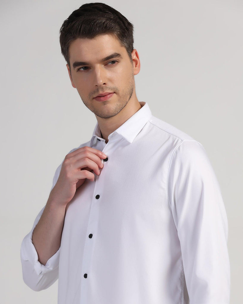 Casual White Solid Shirt - Sula