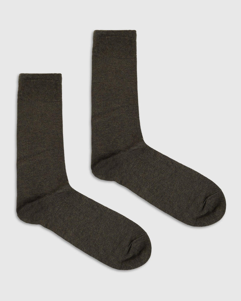 Cotton Olive Solid Socks - Raylly