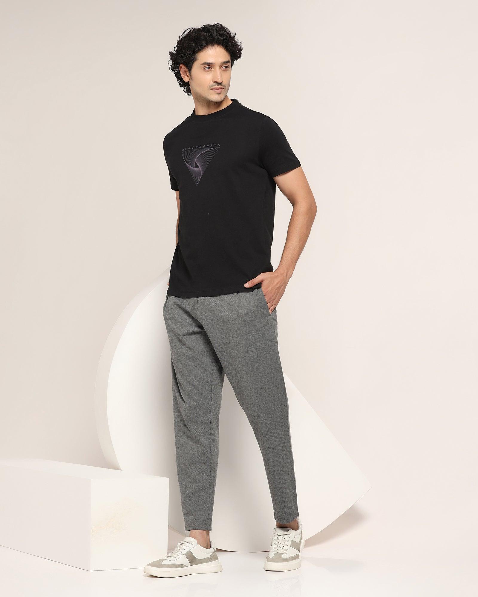 Which color trousers goes with grey shirt? - Quora