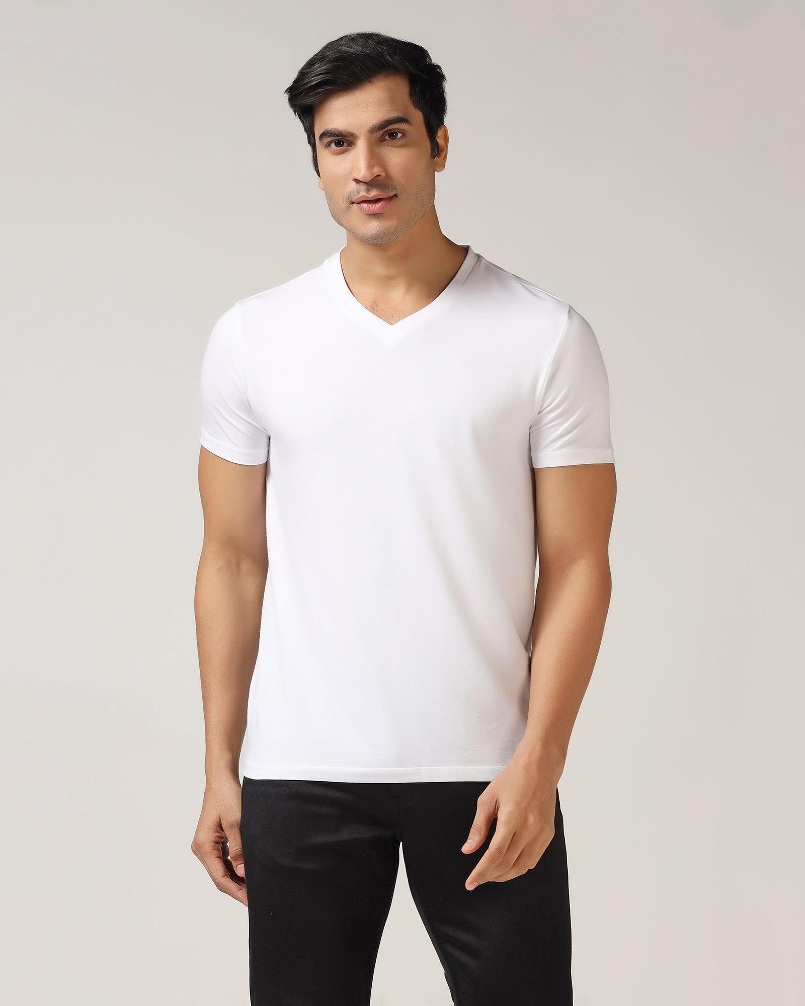 V-Neck White Solid T-Shirt - Koi