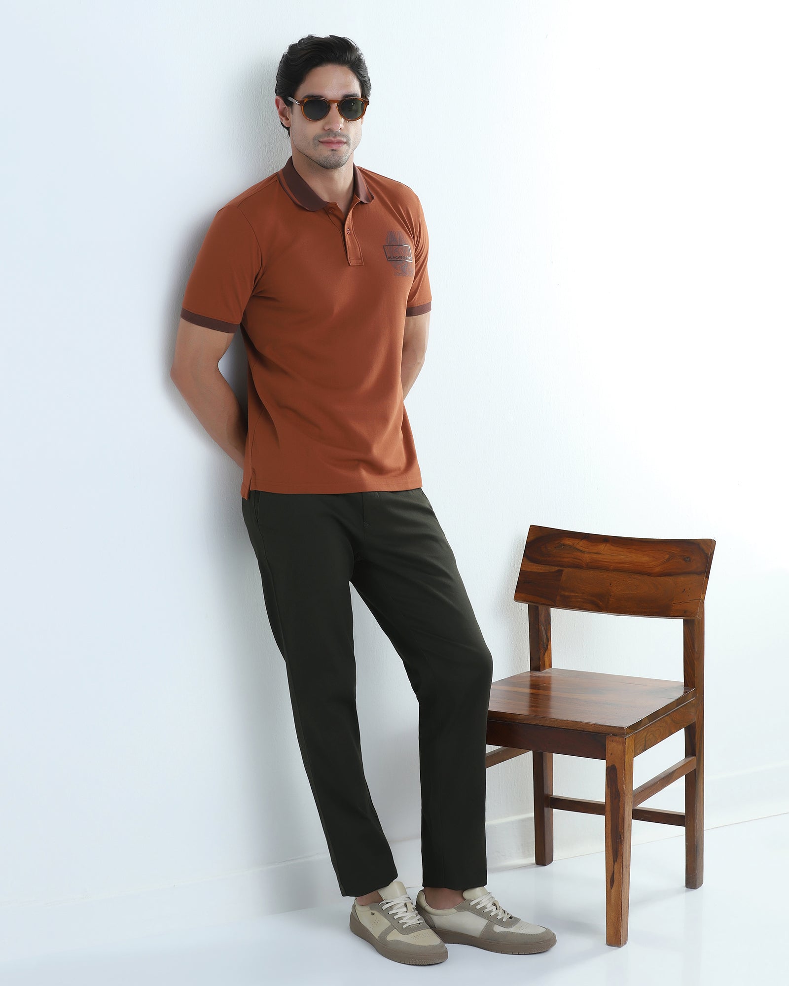 Dark Olive Textured Khakis - Fint