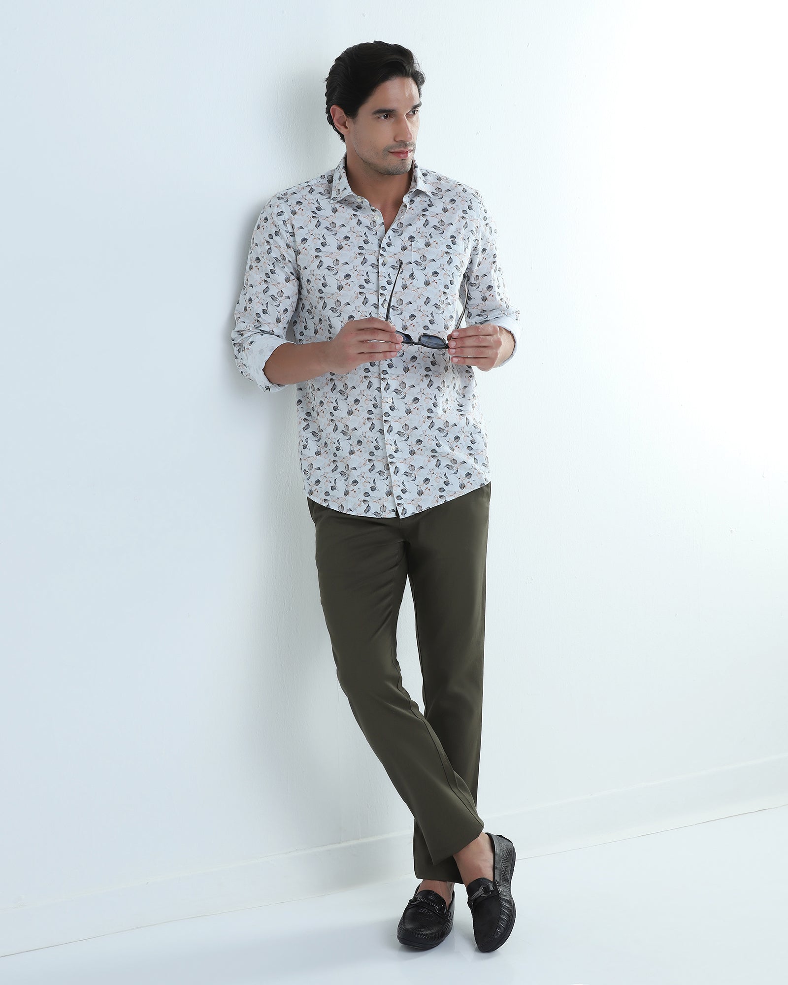 Dark Olive Textured Khakis - Kart