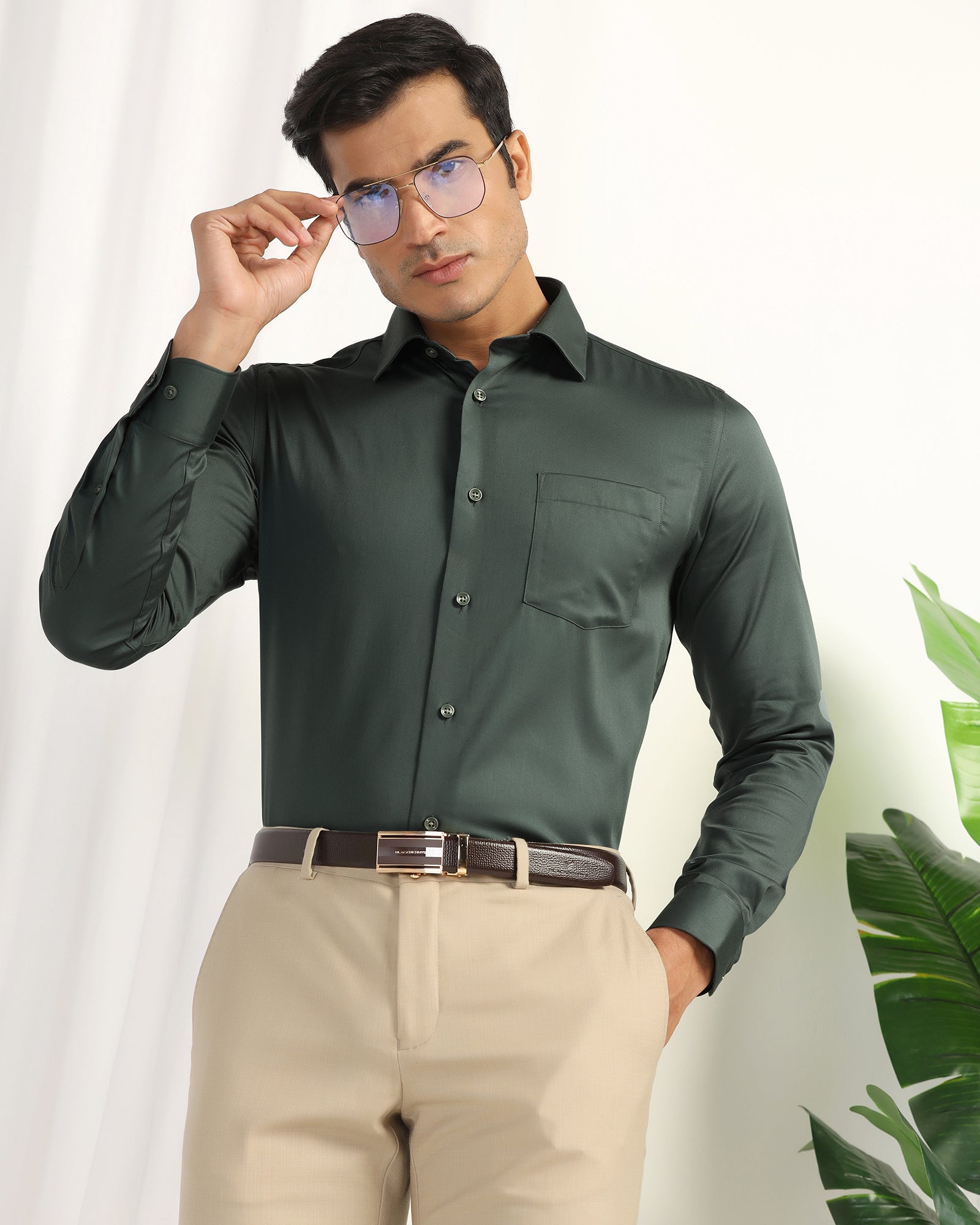 Non Iron Formal Green Solid Shirt - Georgia
