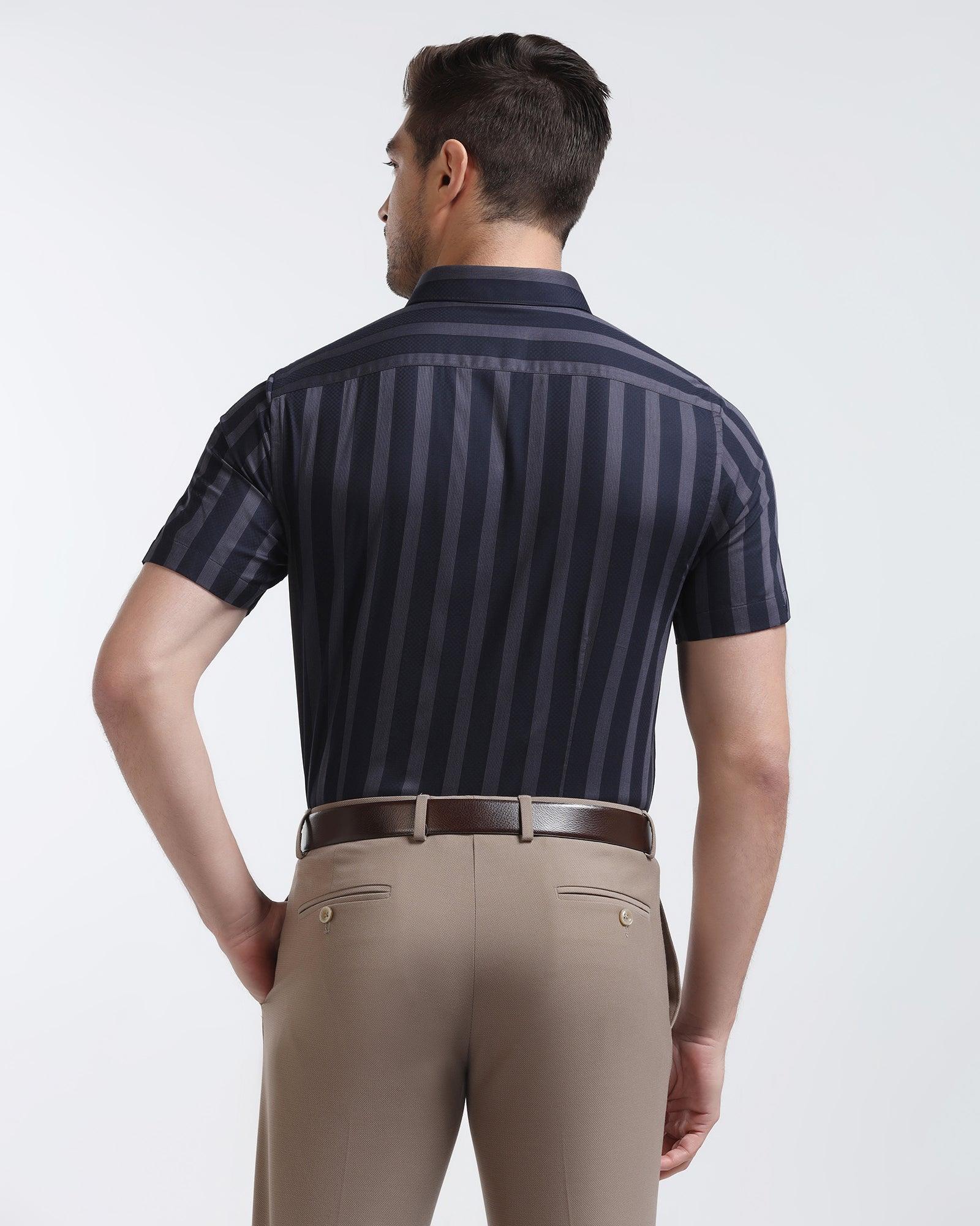3/4 Sleeved Shirt with Statement Pocket in Navy Stripe