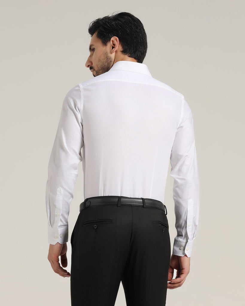 Formal White Solid Shirt - Beetle