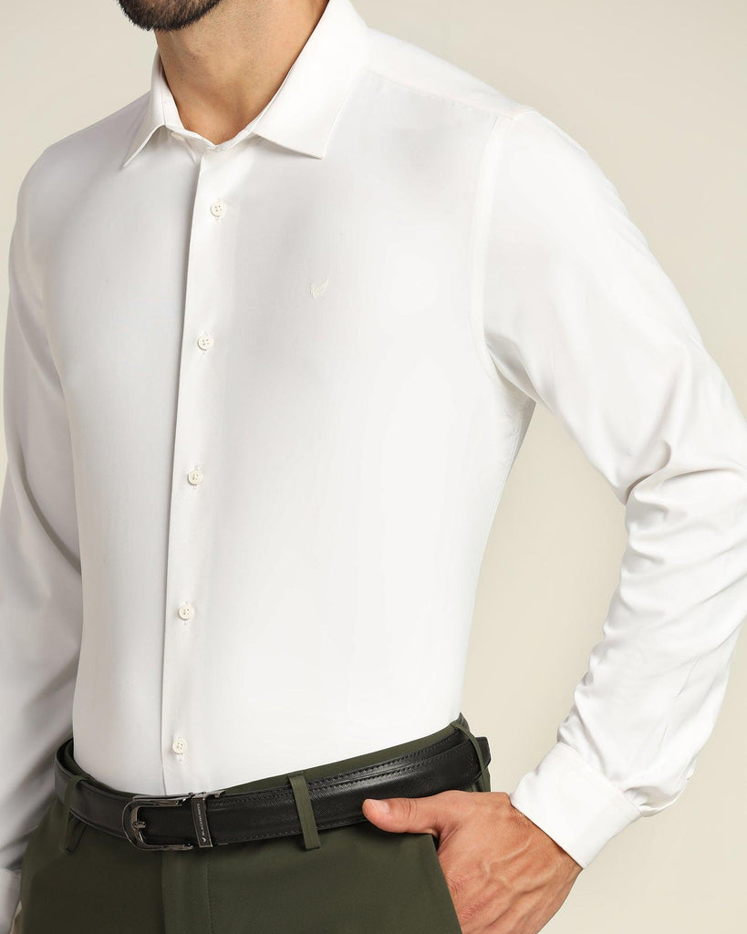 TechPro Formal White Solid Shirt - Shepherd