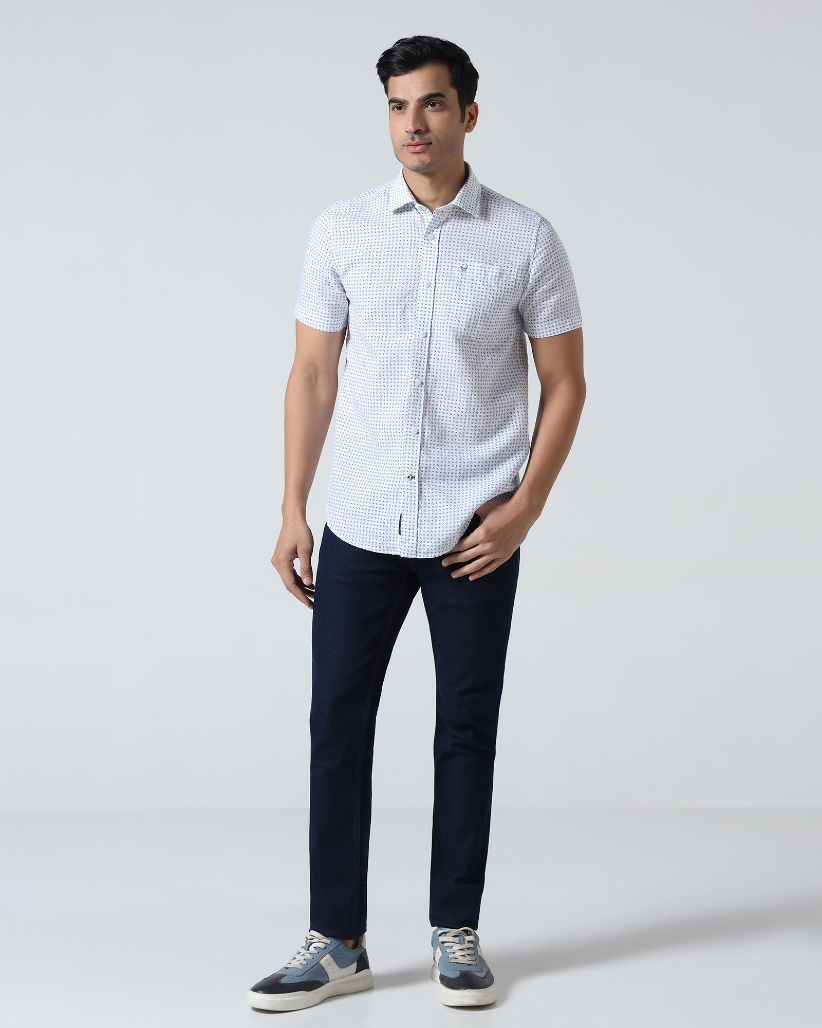 Indigo Super Clean Slim Fit Jeans - Roger