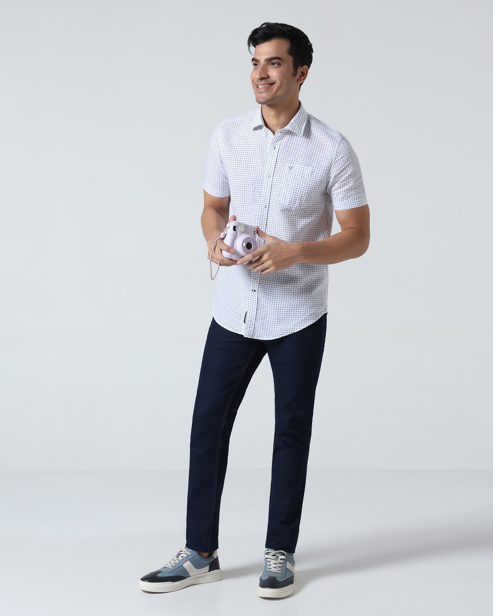 Indigo Super Clean Slim Fit Jeans - Roger