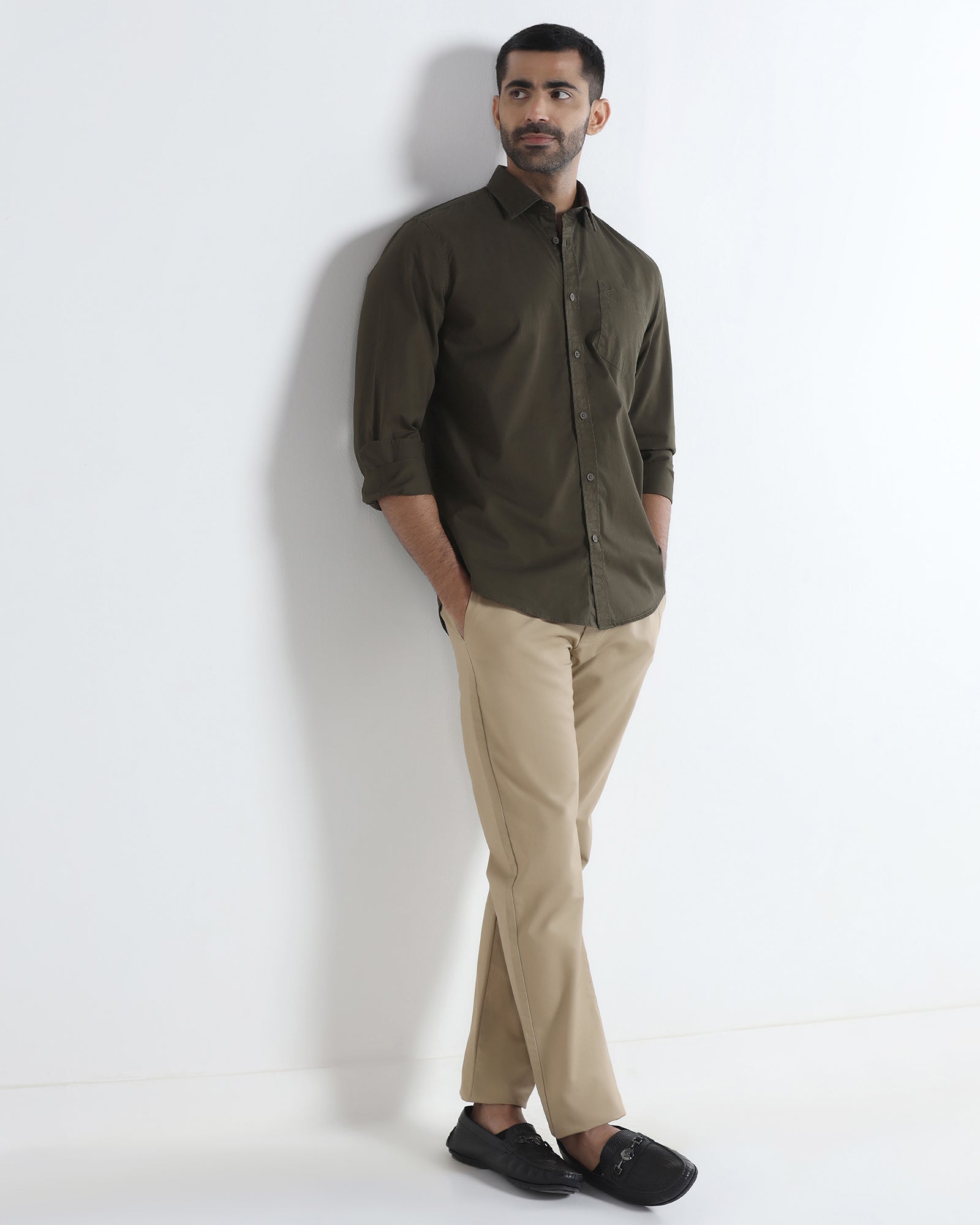 Khaki Textured Khaki - Oak