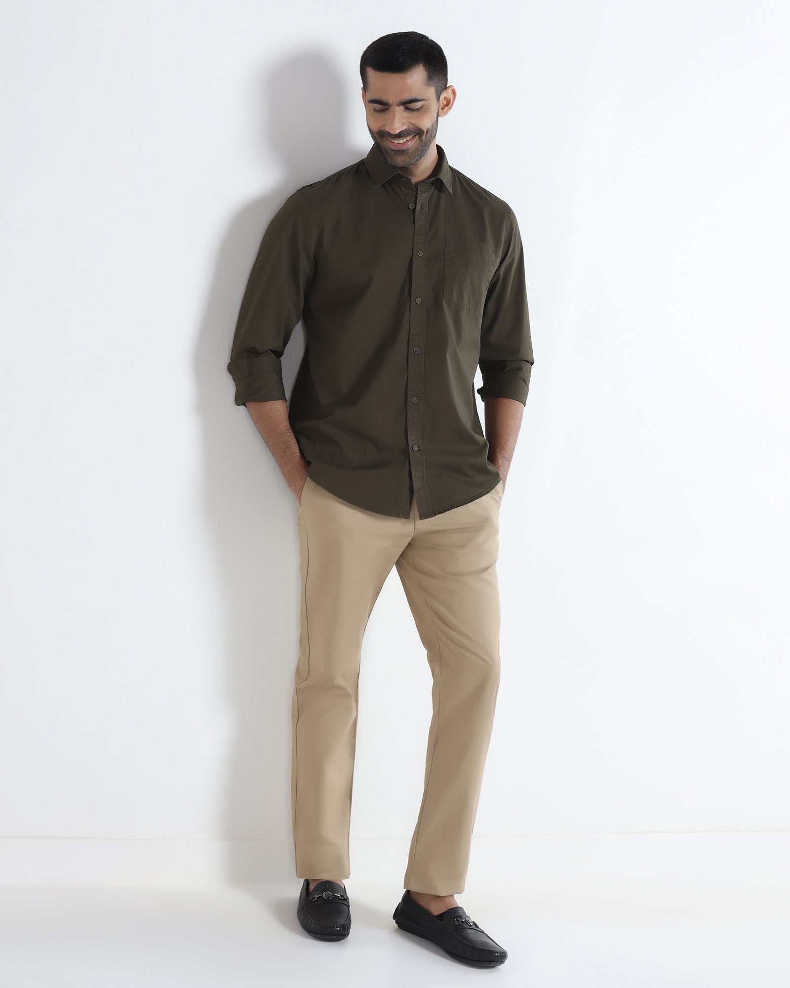 Khaki Textured Khaki - Oak
