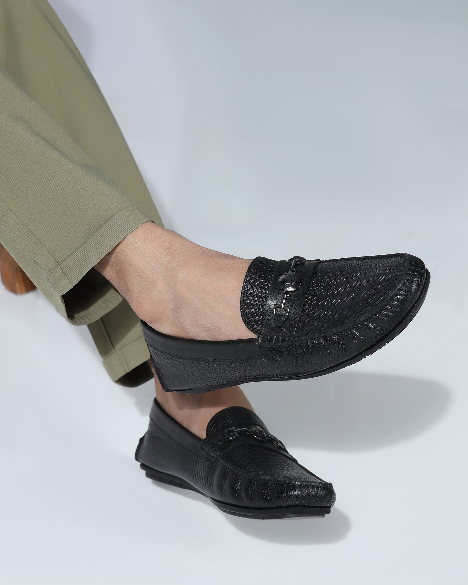 Leather Casual Black Textured Loafers Shoes - Thread