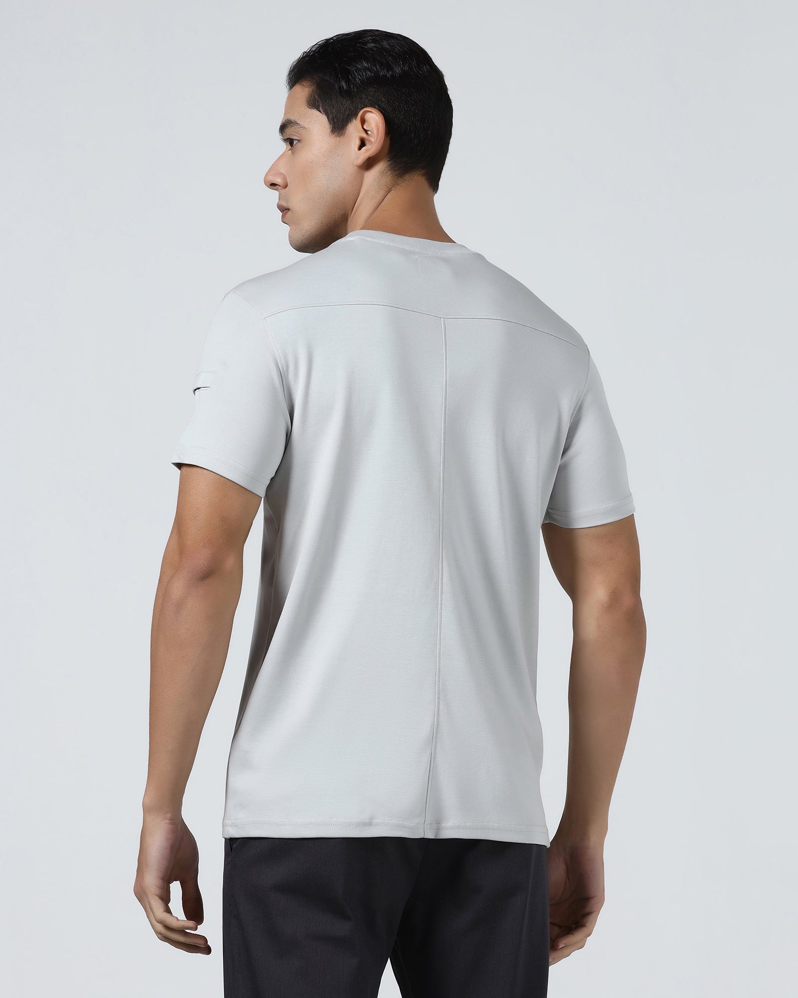 Light Grey Crew Neck Solid T-Shirt - Douglas