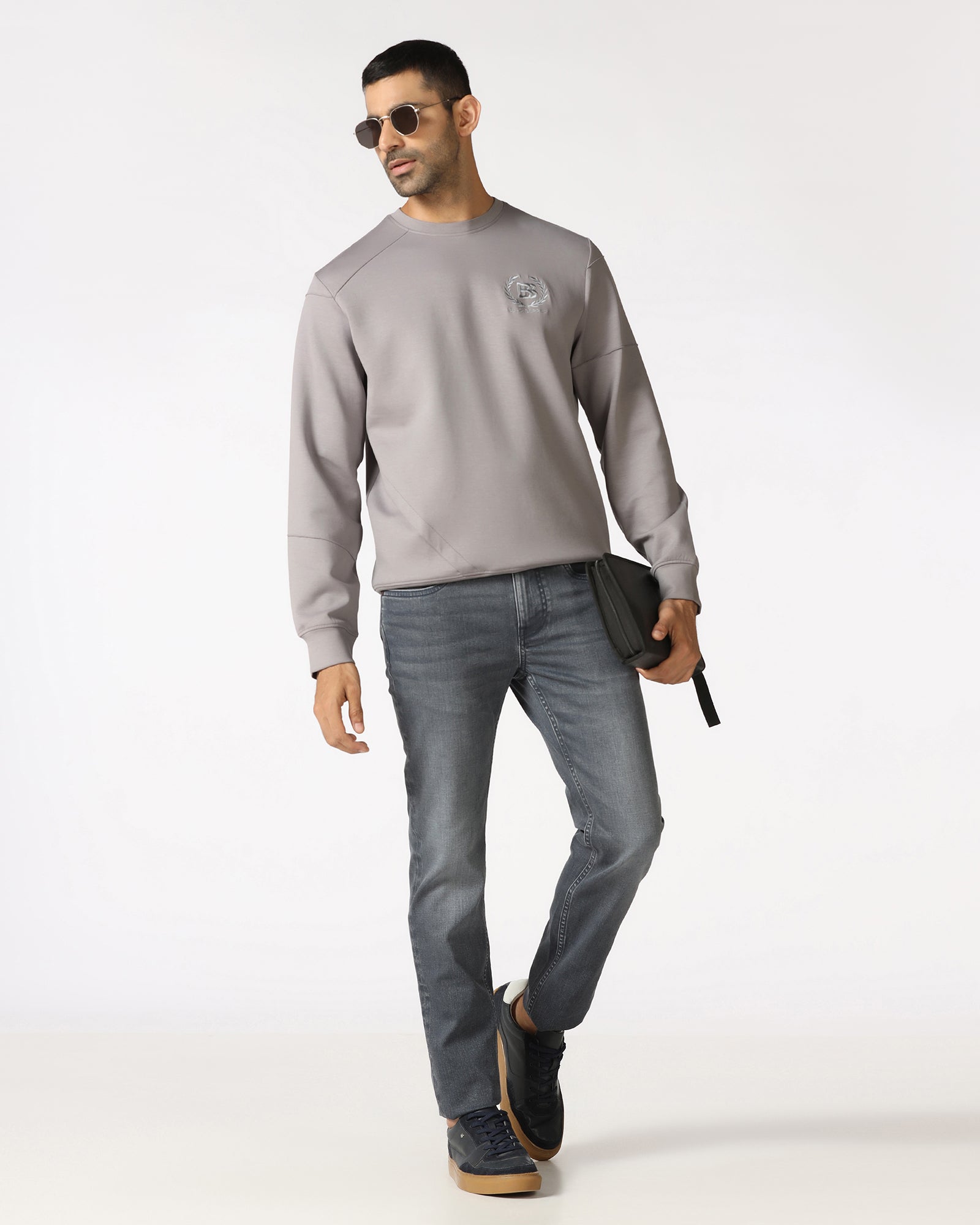 Light Grey Crew Neck Solid Sweatshirt - Dapper
