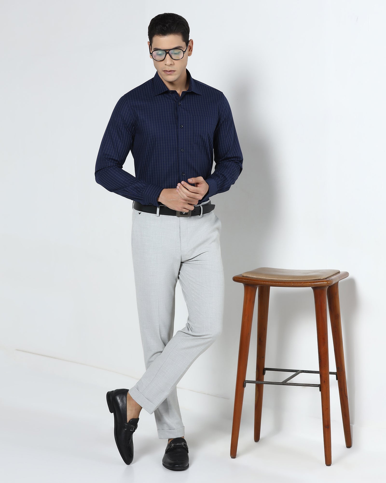 Light Grey Solid Trouser - Arnold